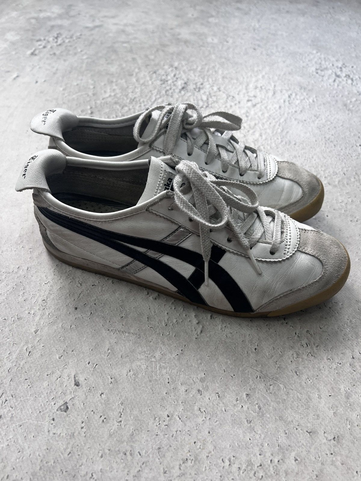 Asics × Onitsuka Tiger × Vintage Onitsuka Tiger Mexico 66 Yellow/ Black Kill Bill Size US 7.5 / EU 40-41 - 2 Thumbnail