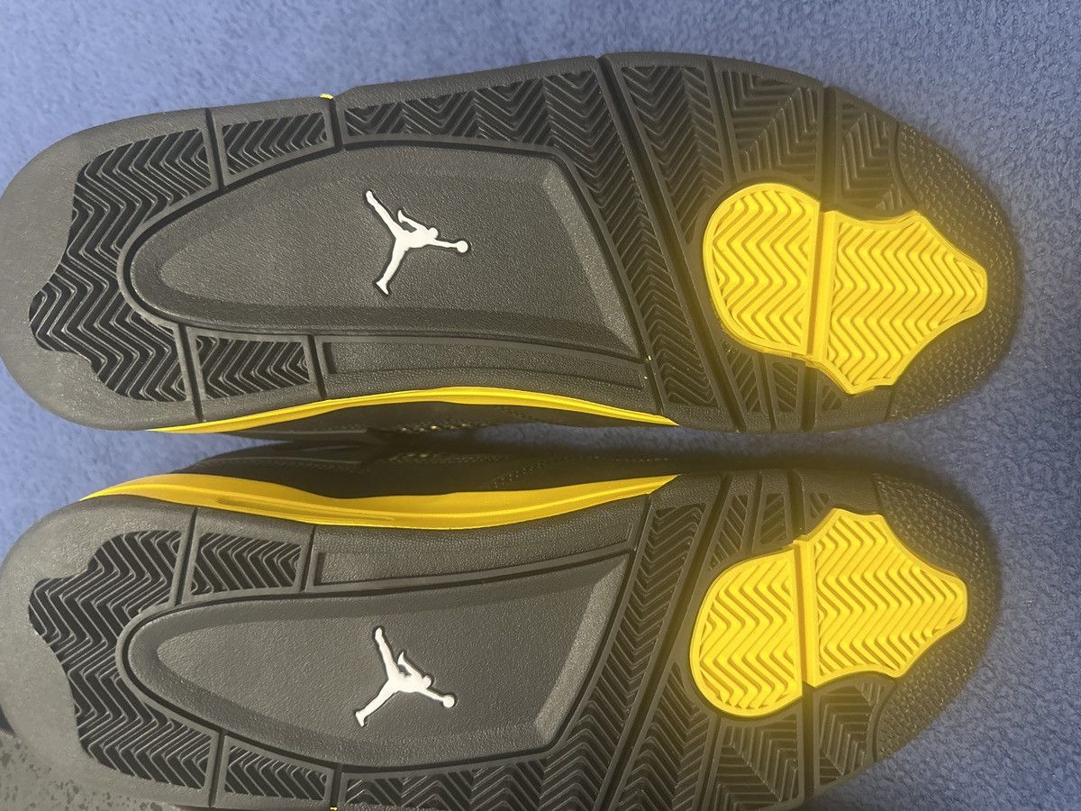 Jordan Brand Jordan Retro 4 Thunder Yellow Size US 11 / EU 44 - 3 Thumbnail