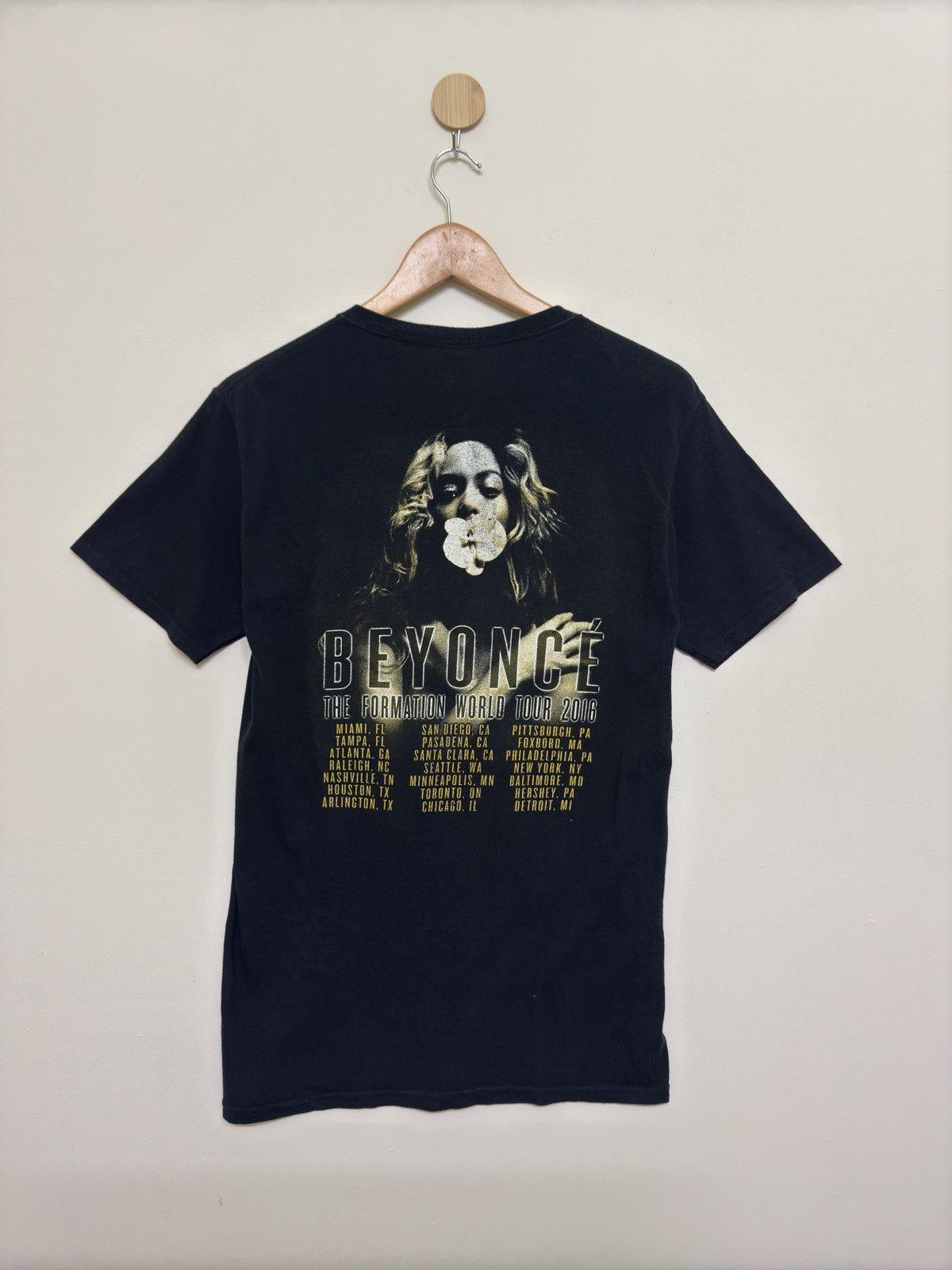 Beyonce BEYONCE THE FORMATION WORLD TOUR 2016 TEE Size US XS / EU 42 / 0 - 2 Thumbnail