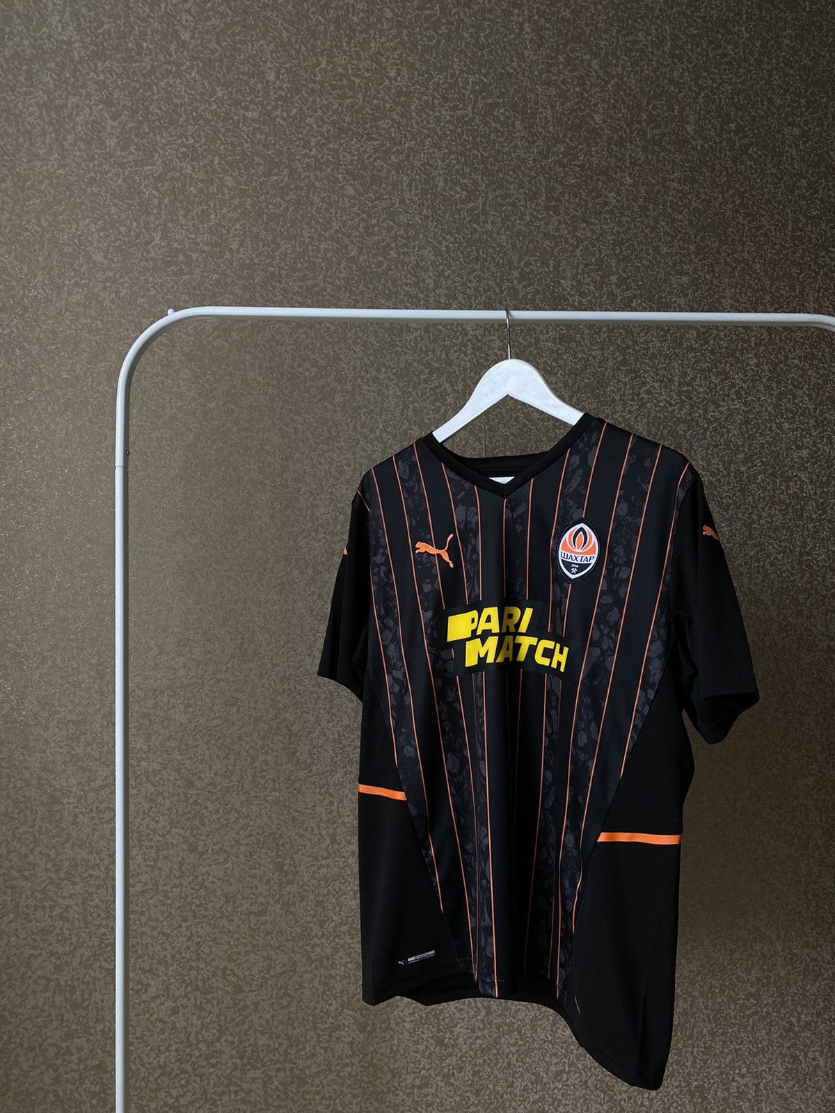 Puma Shakhtar Donetsk 2021 2022 Shirt Soccer Jersey Puma Size L Size US L / EU 52-54 / 3 - 4 Thumbnail