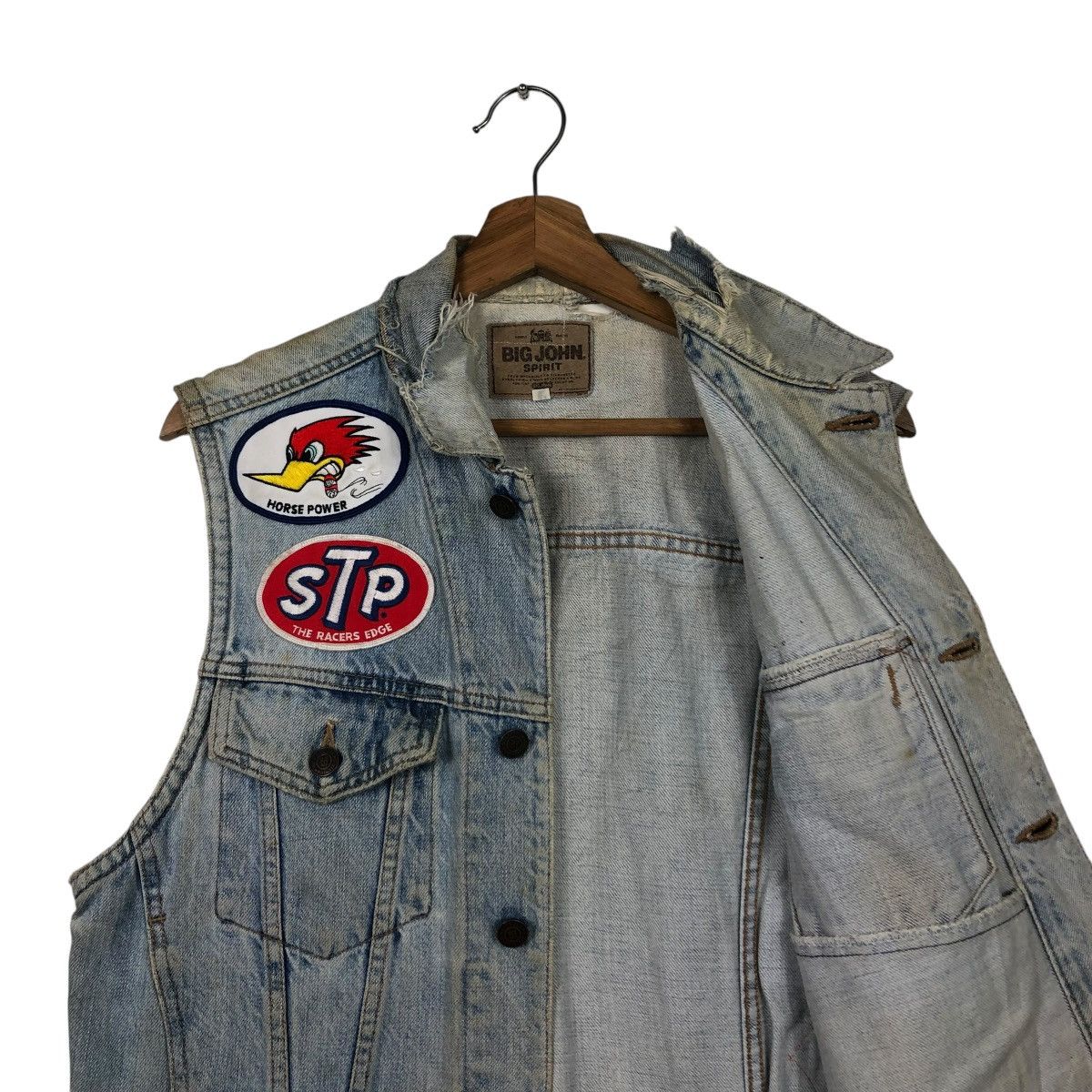Japanese Brand 🔥DISTRESSED DENIM TANK TOP SLEEVELESS BIG JOHN USA PATCHES Size US M / EU 48-50 / 2 - 19 Thumbnail