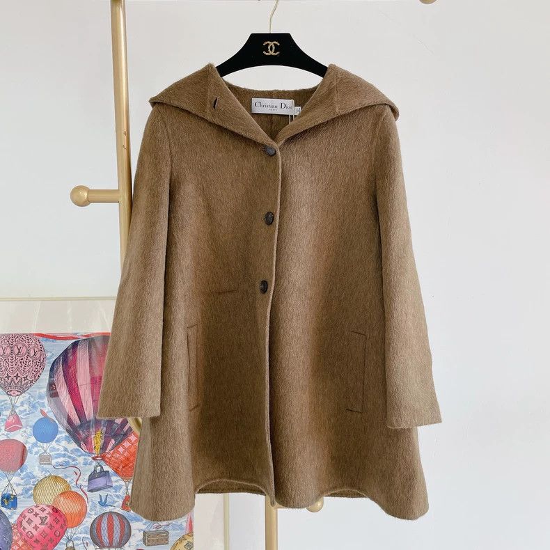 Dior Christian Dior Beige Wool Coat with Hood- DMC Size US M / EU 48-50 / 2 - 1 Thumbnail
