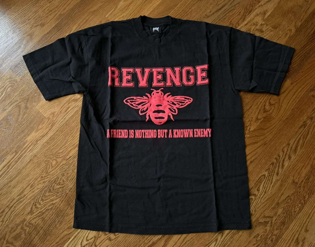 Revenge Medium Revenge Juice Wrld Friend Tee Black Shirt Bee Red