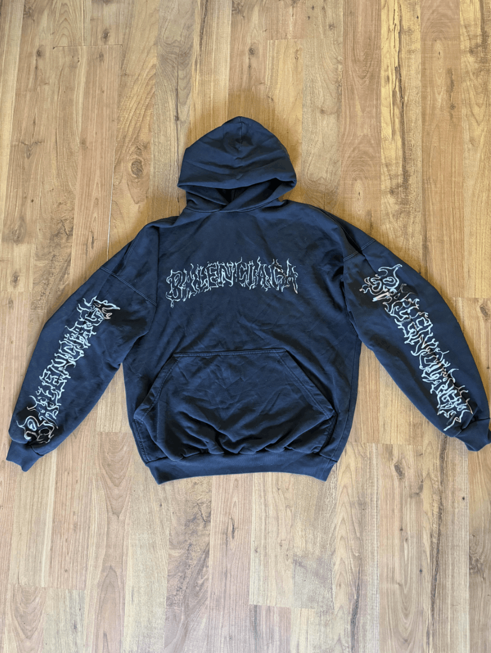 Balenciaga Balenciaga DIY Metal Outline Hoodie | Grailed