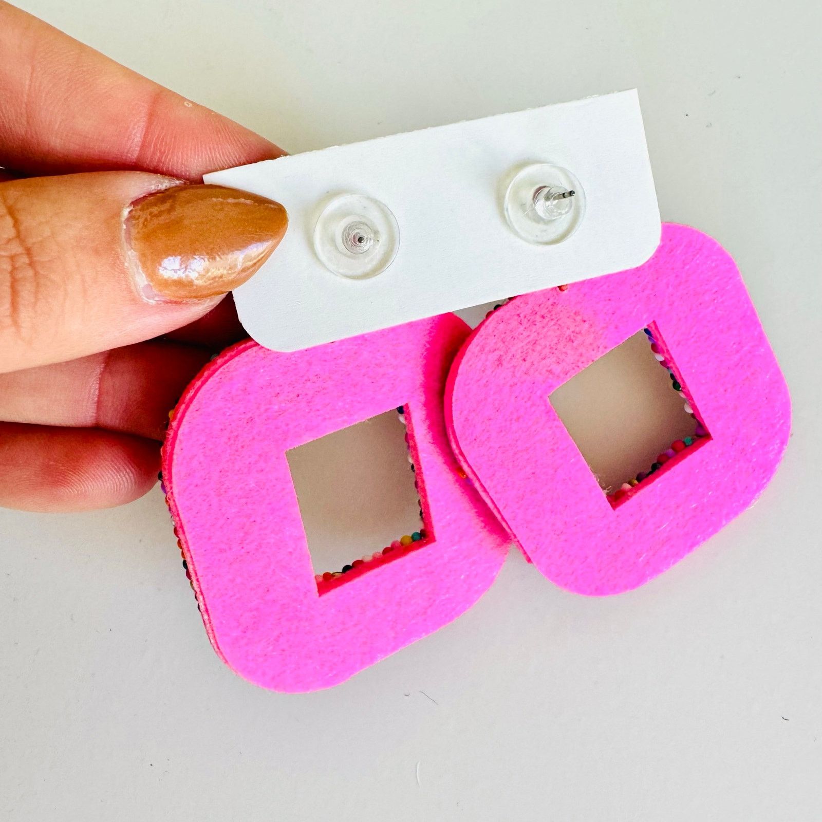Anthropologie NEW ANTHROPOLOGIE Pink White Drop Stud Post Earrings Jewelry Size ONE SIZE - 4 Thumbnail