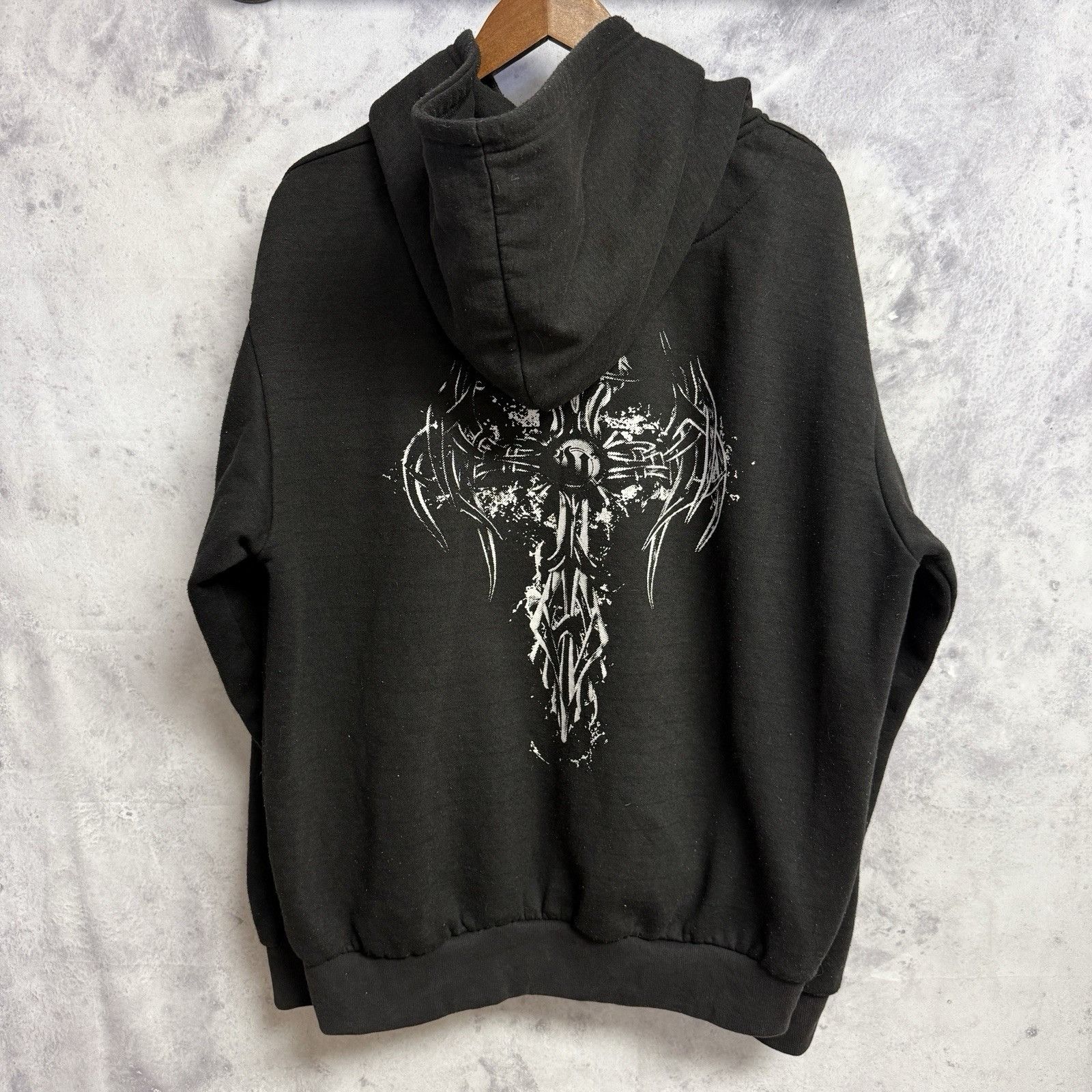 Other Human Vices Hoodie Sweatshirt Mens XL 25.5x27 Black Grunge Size US XL / EU 56 / 4 - 2 Thumbnail