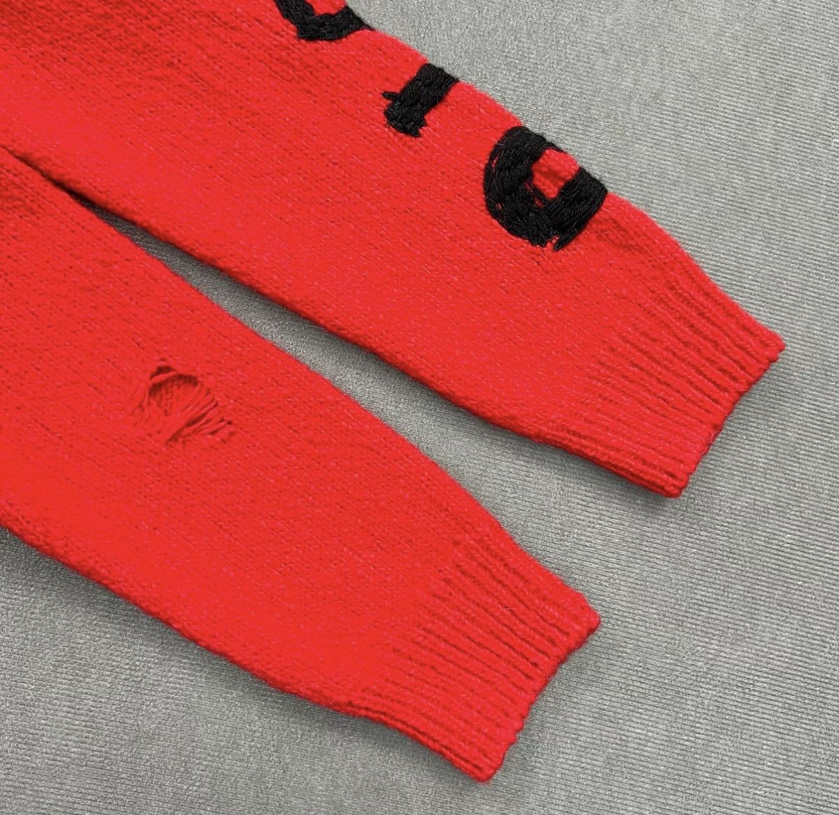 Dior Dior Red Embroidered Flocked Dinosaur Distressed Sweater Size US L / EU 52-54 / 3 - 5 Thumbnail