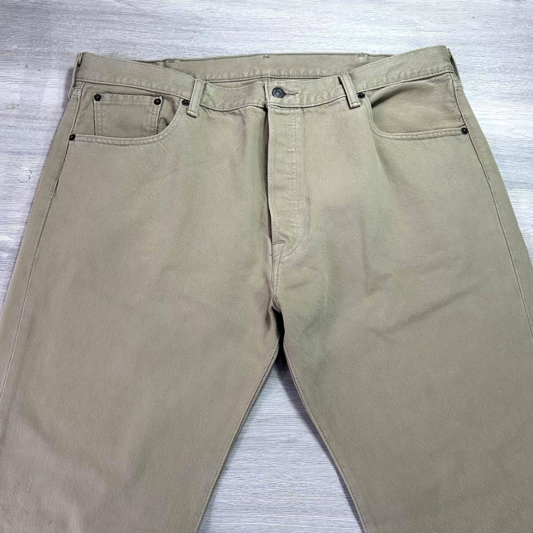 Levi's Levi's 501 Jeans Mens 40x32 Beige Button Fly Straight Denim Medium Wash Pants Size US 40 / EU 56 - 4 Thumbnail