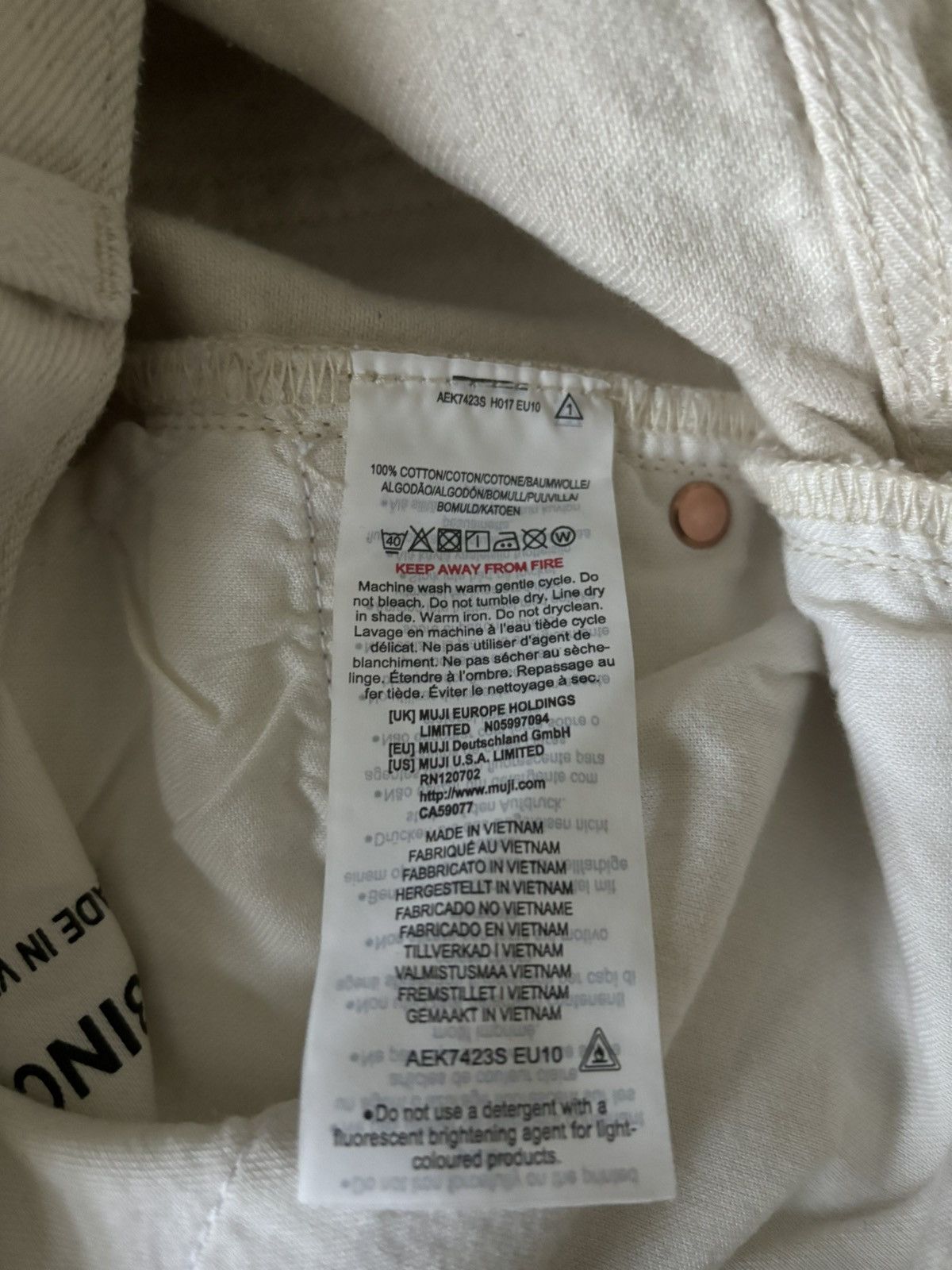 Japanese Brand × Muji Muji Straight Leg Jeans Cream Size US 33 - 5 Thumbnail
