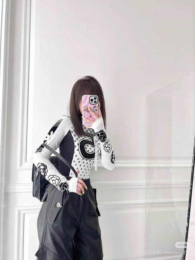 Chanel Chanel 22n ski series black and white long sleeves Size XS / US 0-2 / IT 36-38 - 5 Thumbnail