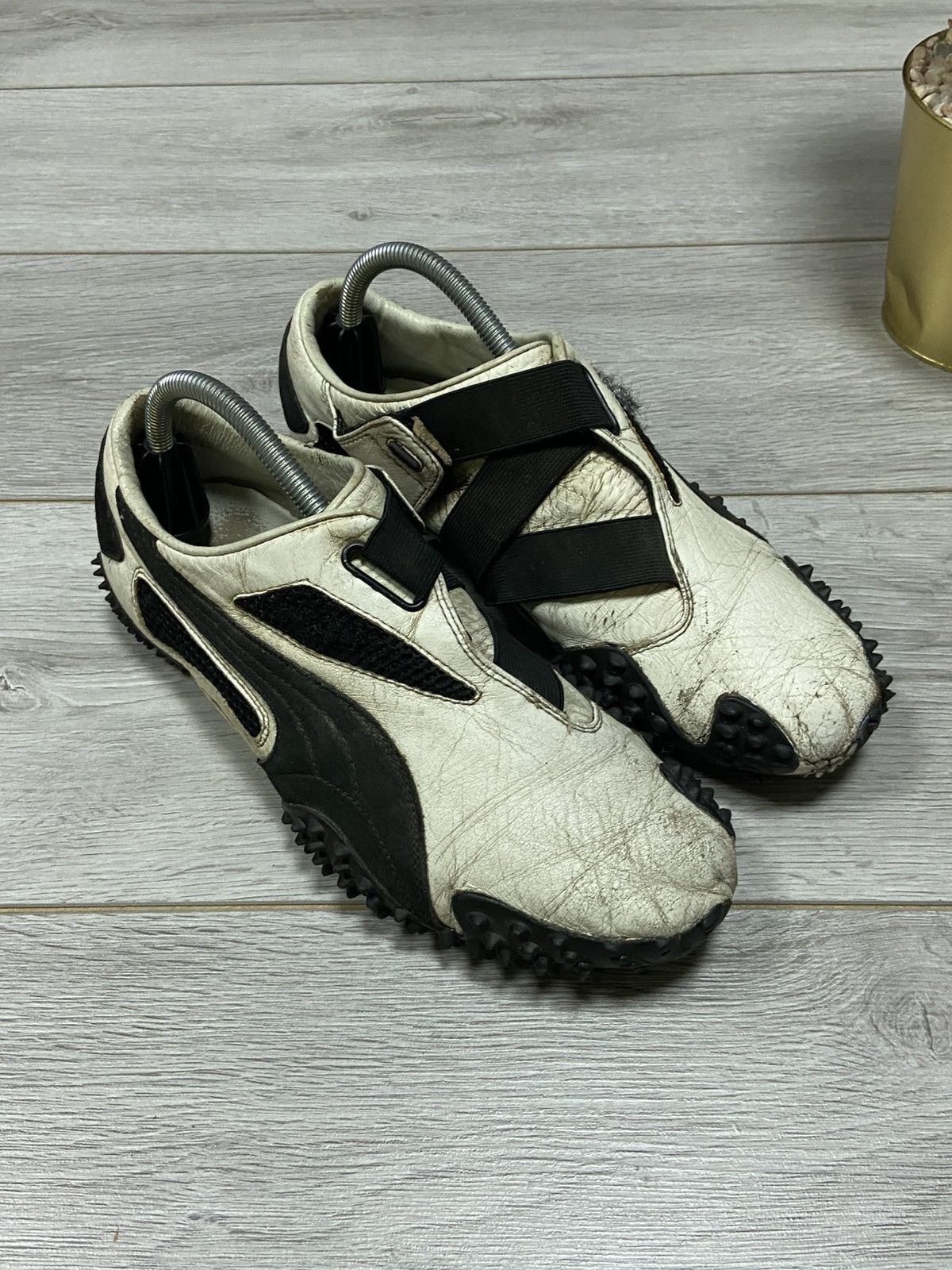 Puma Puma mostro big logo sneakers leather spikes white black Size US 9 / EU 42 - 2 Thumbnail