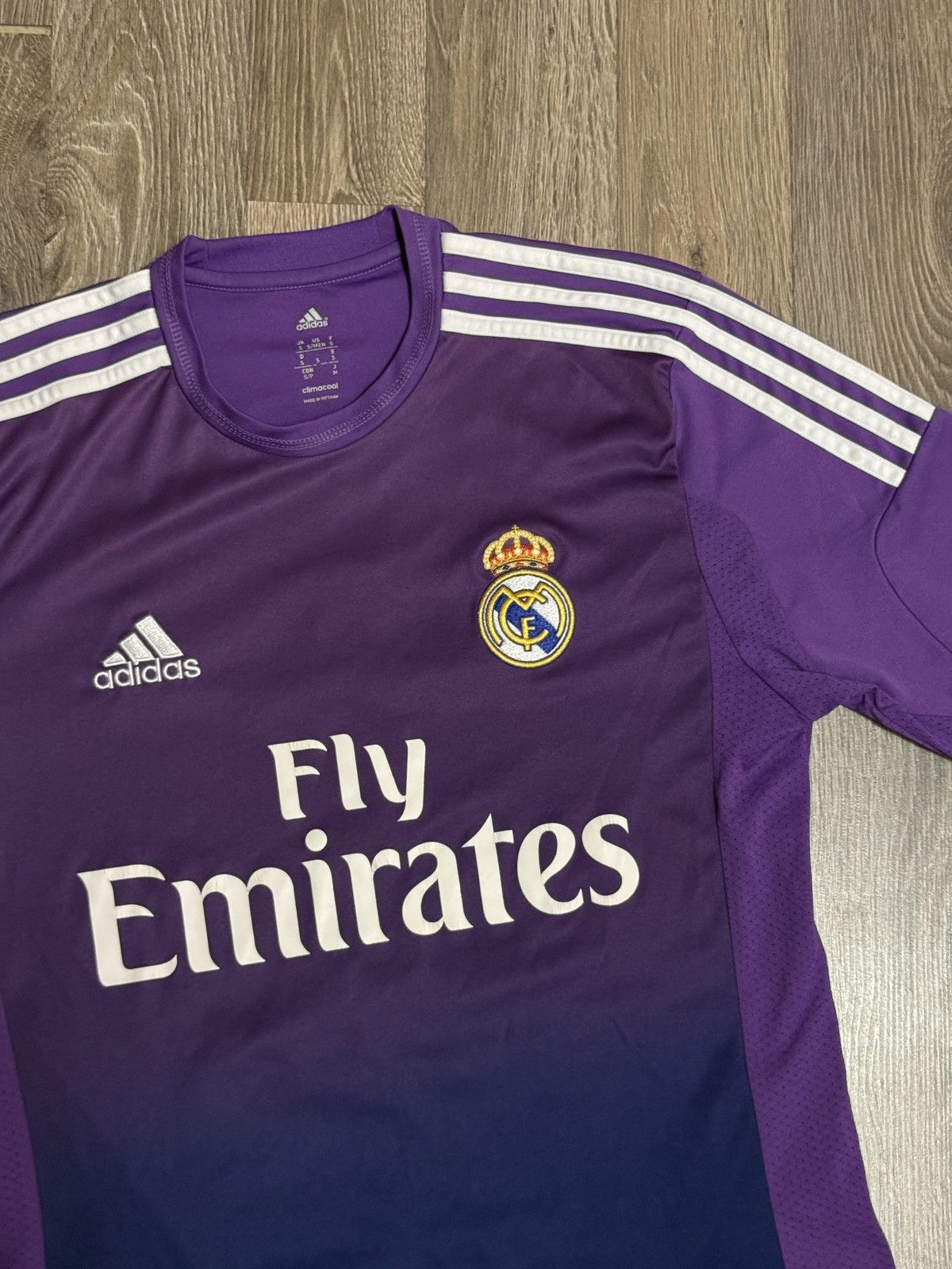 Adidas Real Madrid Jersey – I. Casillas #1 Football Vintage Jersey Size US S / EU 44-46 / 1 - 3 Thumbnail