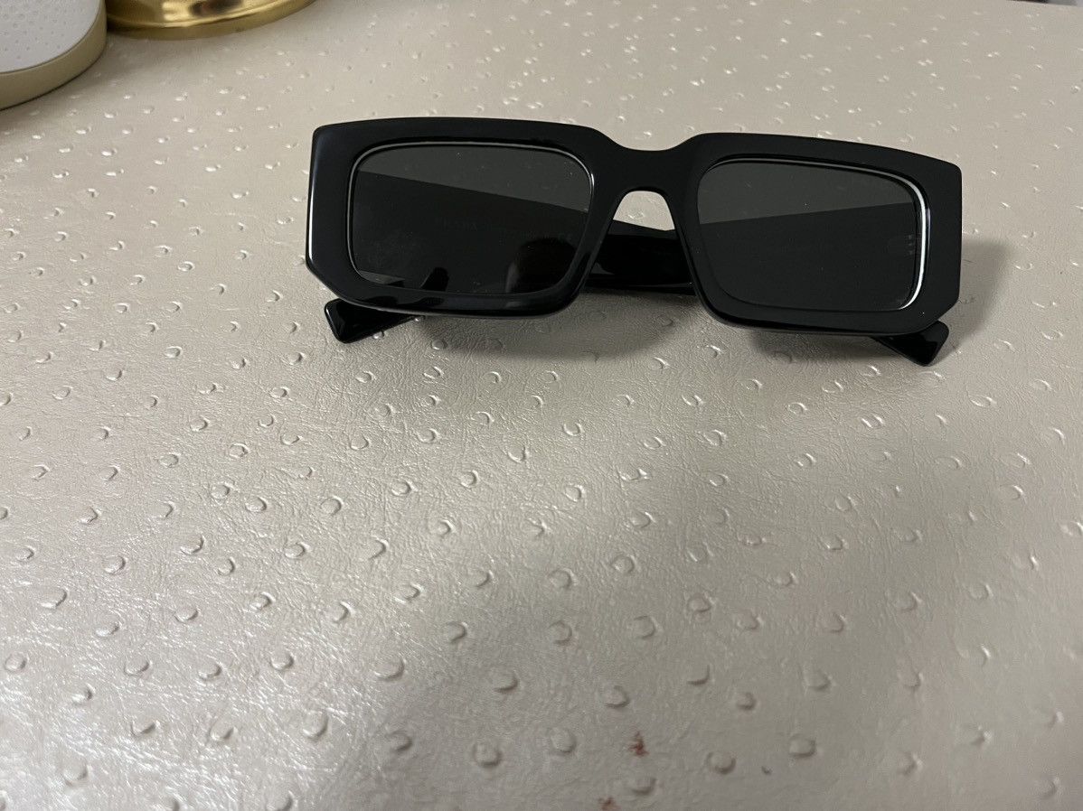 Prada SPR 06Y 53021 09Q-550 145 3N