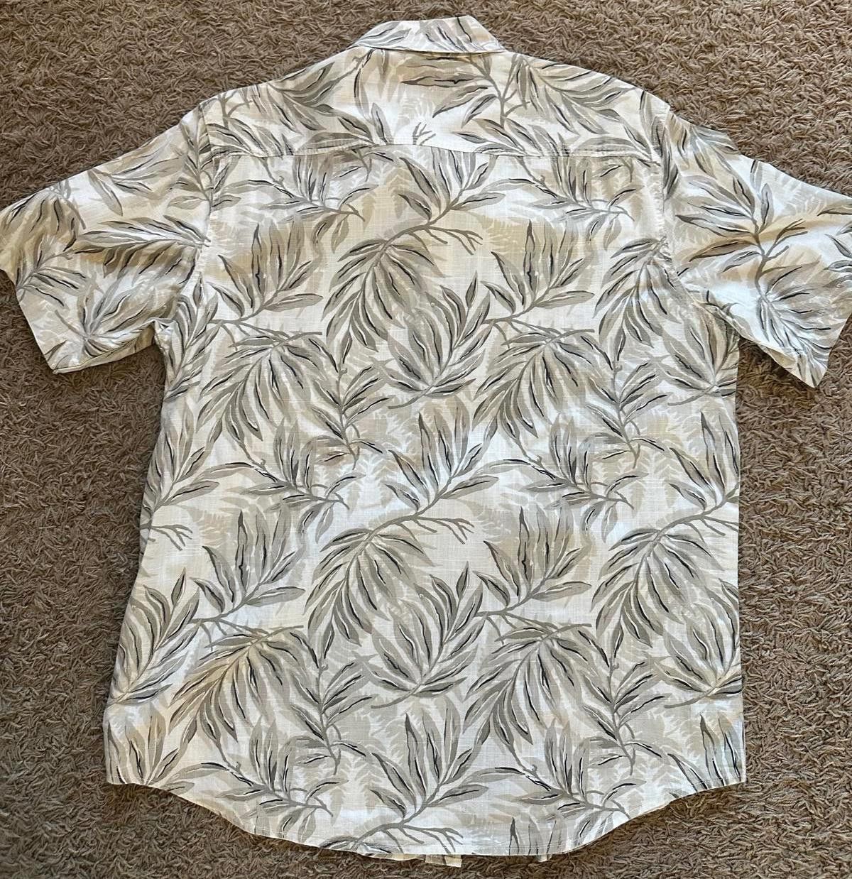 Chaps Chaps Men's Short Sleeve Tropical Leaf Shirt - Size L Size ONE SIZE - 2 Thumbnail
