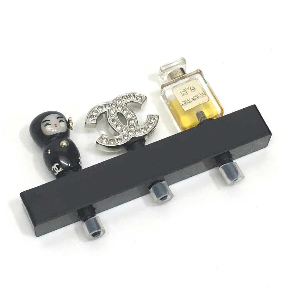 Chanel Chanel Shanghai Collection Earphone Jack Three-Piece Set Strap Plastic Unisex Size ONE SIZE - 1 Thumbnail