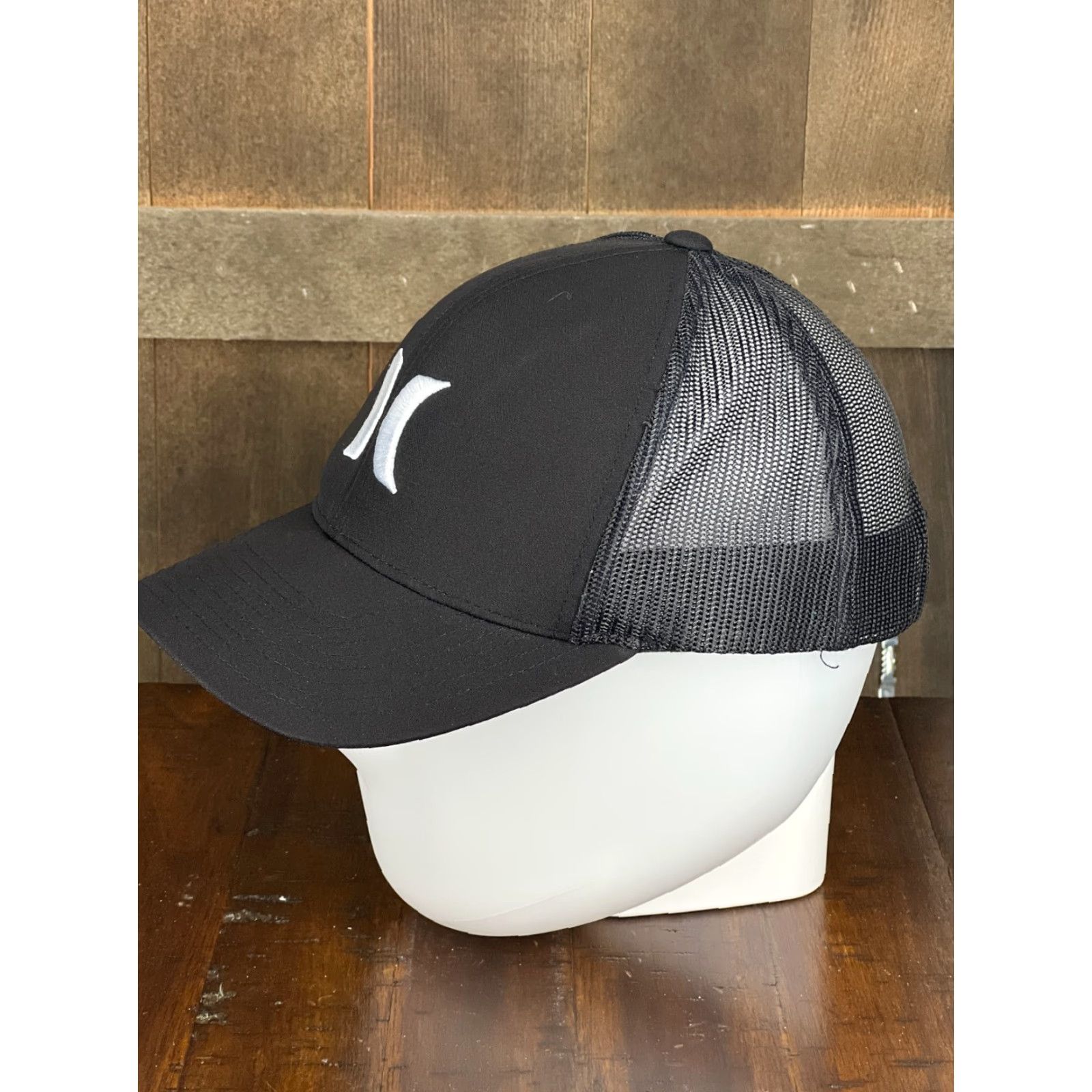 Hurley Hurley Hat Cap Snap Back Adult Black Polyester Blend Twill Logo Trucker Hat Men One Size Sports Casual Mens Size ONE SIZE - 3 Thumbnail
