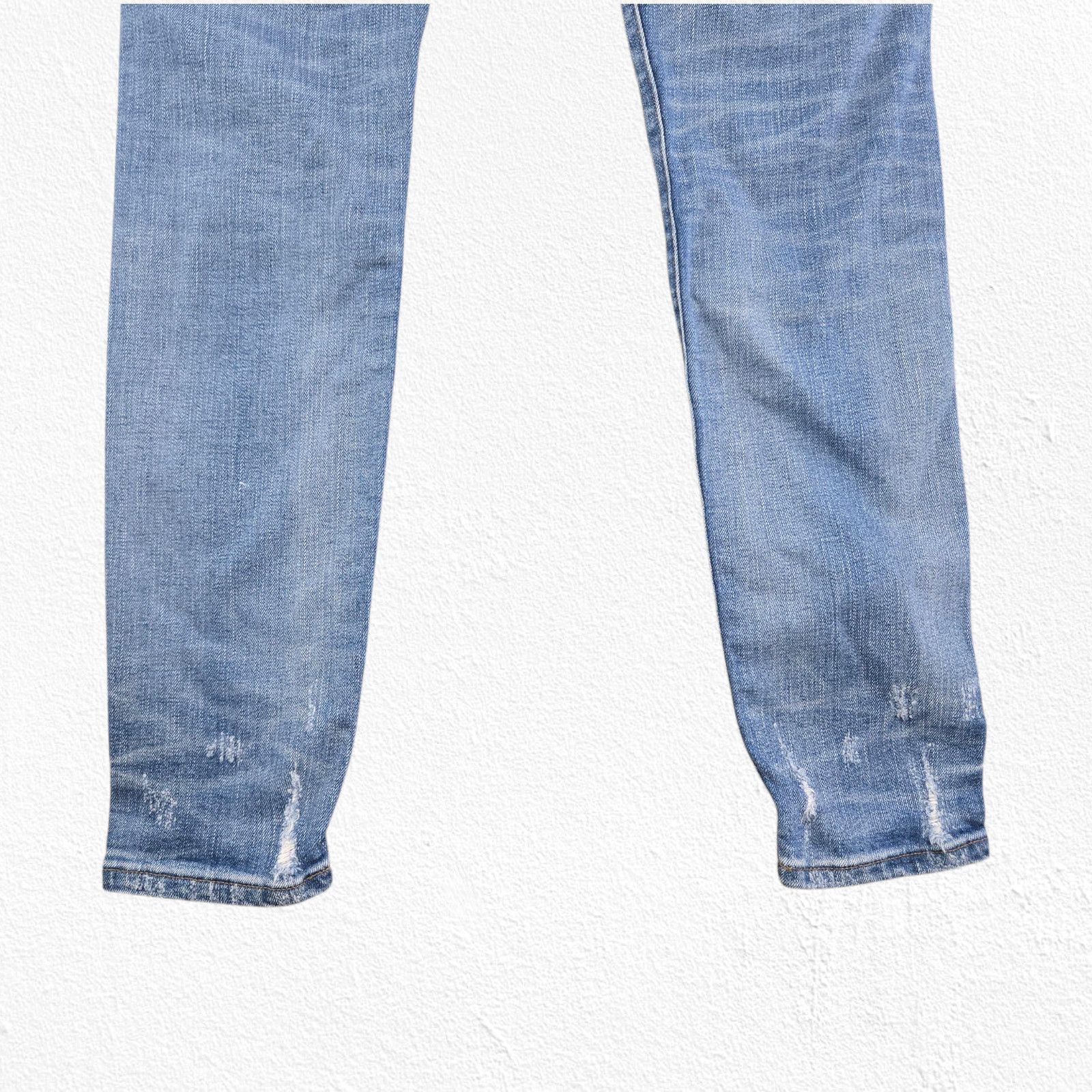 Madewell Madewell 9" High-Rise Light Distressed Skinny Jeans Size 27 Size 27" / US 4 / IT 40 - 13 Thumbnail