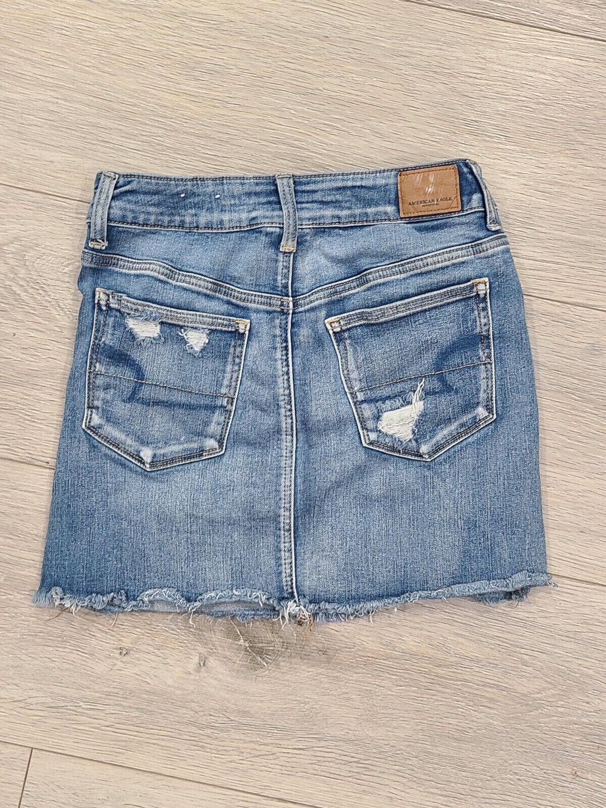 Designer American Eagle Skirt Size 4 Next Level Stretch Distressed Size 27" / US 4 / IT 40 - 3 Thumbnail