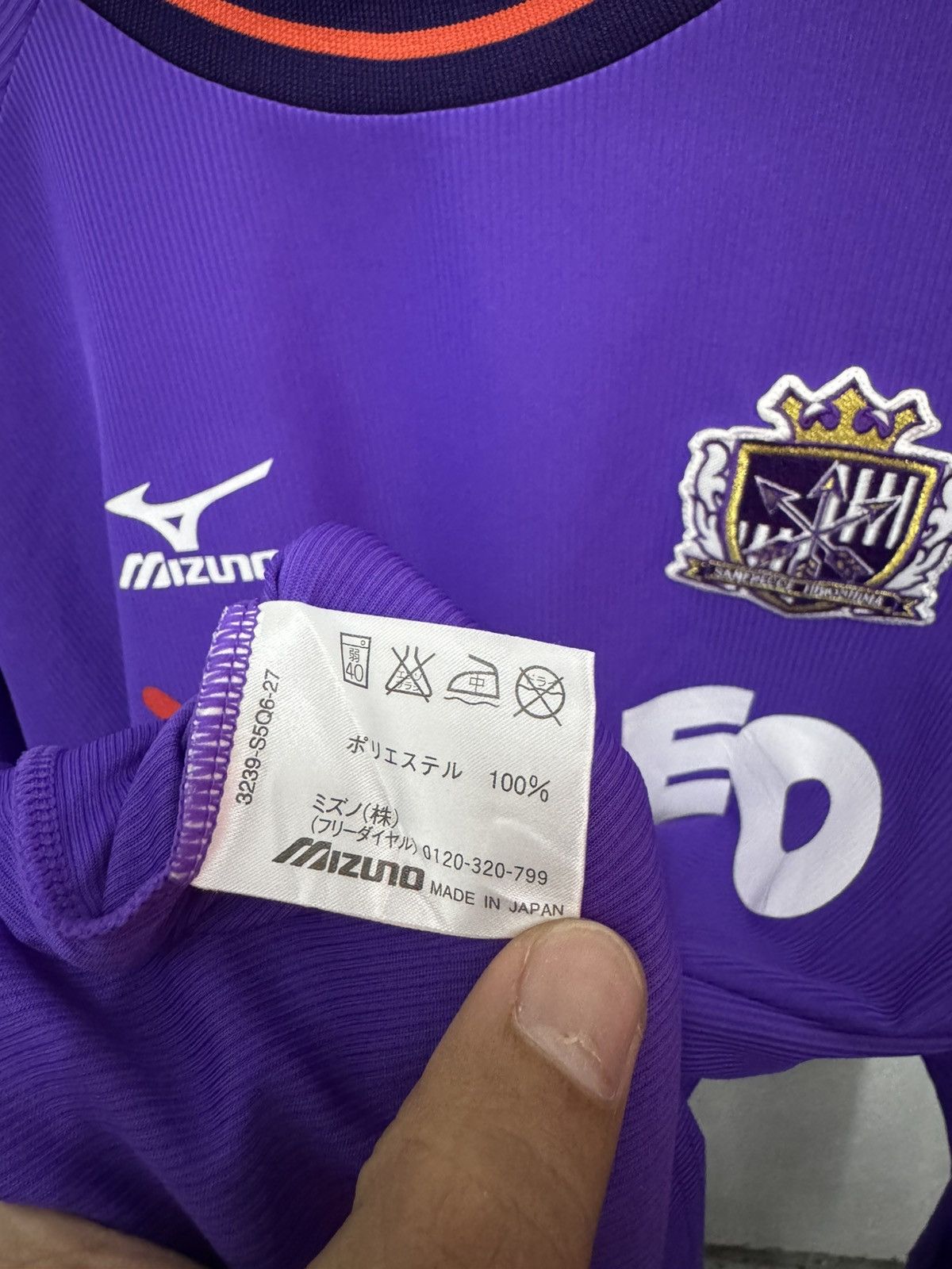 Japanese Brand × Vintage Sanfrecce Hiroshima 2005 Home Long Sleeve Jersey Shirt Size US L / EU 52-54 / 3 - 7 Thumbnail
