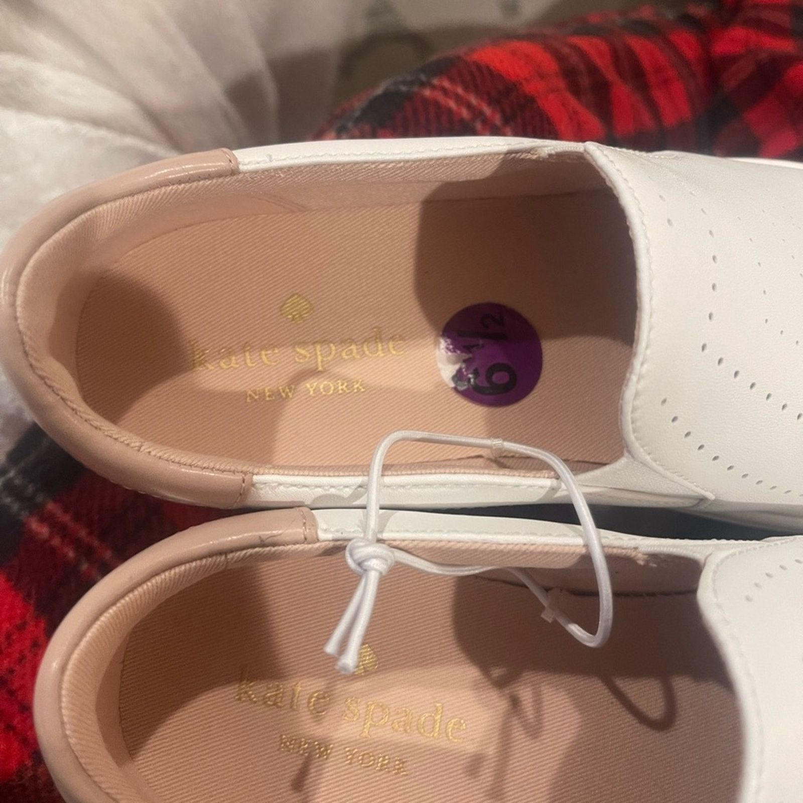 Kate Spade kate spade White and Tan Sneakers with Slip-On Design Size US 6.5 / IT 36.5 - 4 Thumbnail