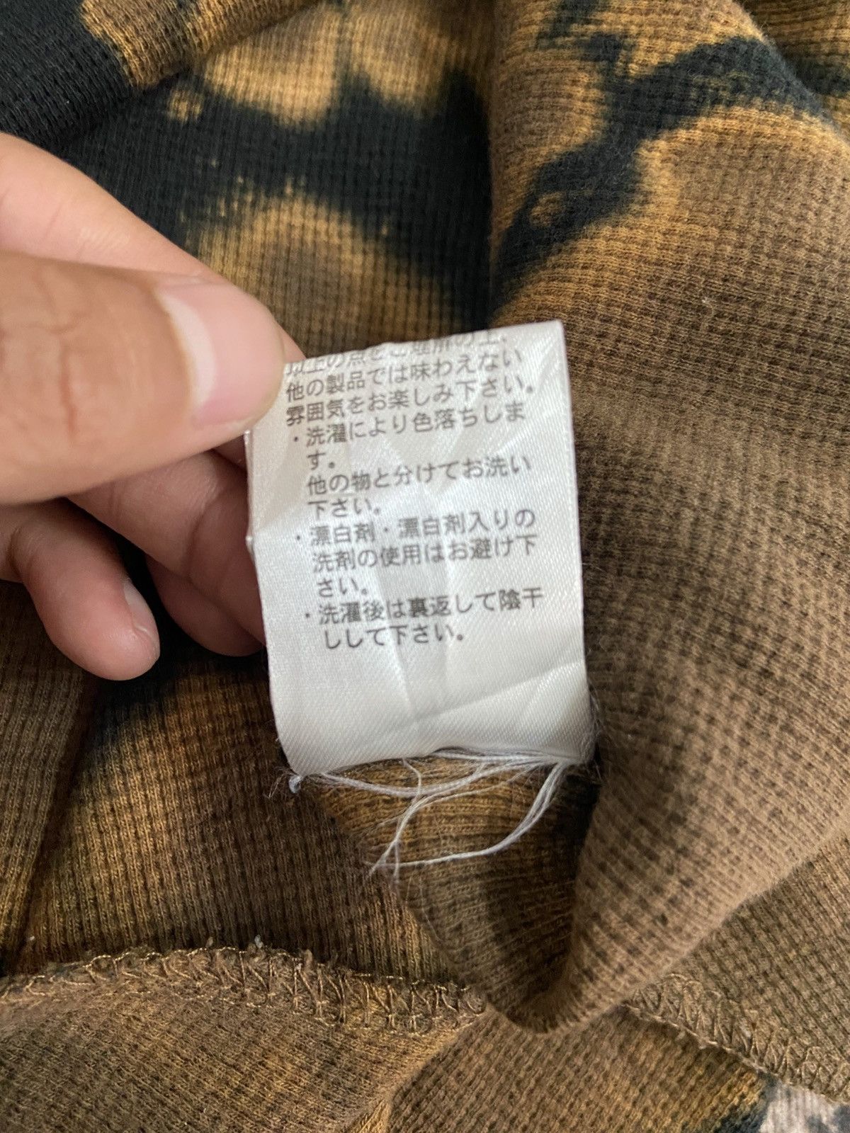 Japanese Brand 🔥niko and … UNSTUDIED Bleach Dyed Thermal Long Sleeve Size US M / EU 48-50 / 2 - 8 Thumbnail