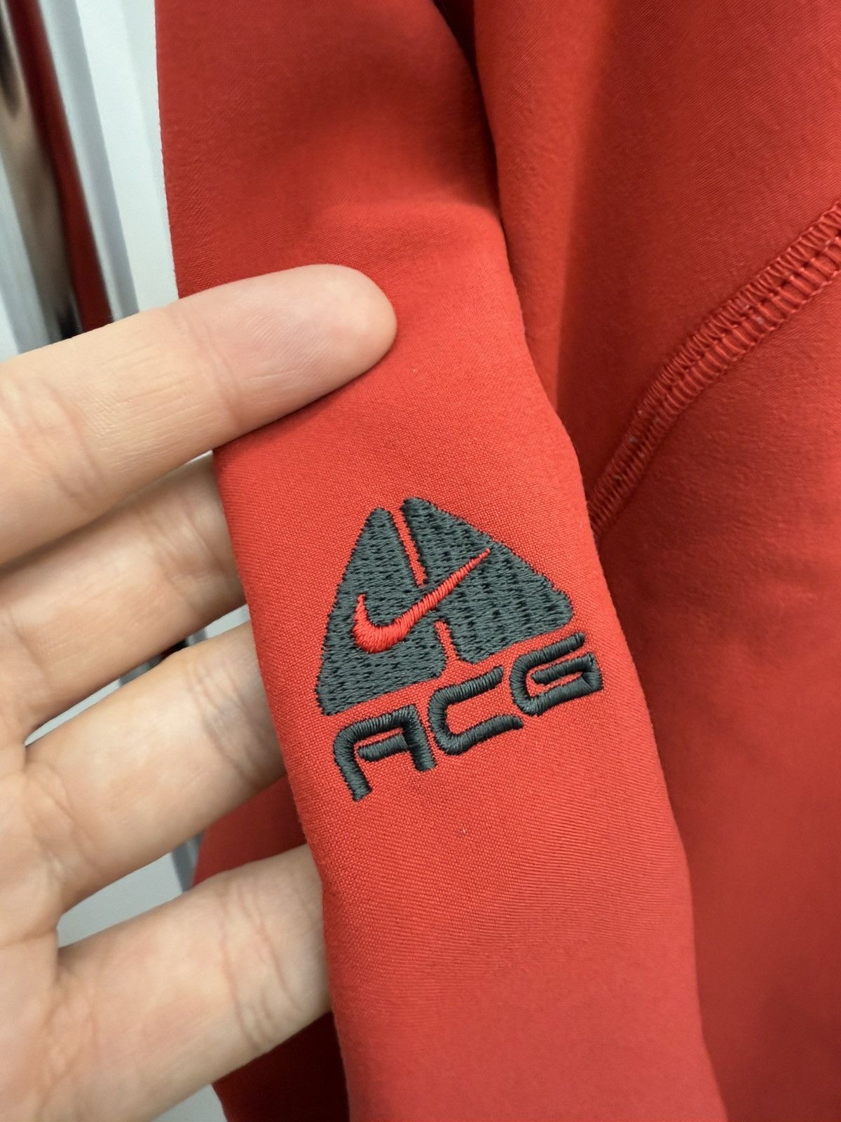 Nike ACG Nike ACG Red Technical Track Light Softshell Jacket Size US L / EU 52-54 / 3 - 4 Thumbnail