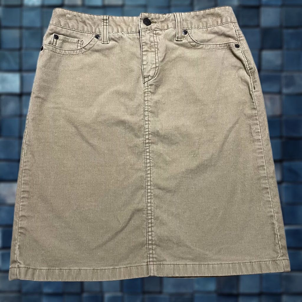 Vintage L.L. Bean Skirt Beige Corduroy Pockets Petites 4P Womens Straight Pencil Casual Business Travel 1265 Size 27" / US 4 / IT 40 - 1 Thumbnail