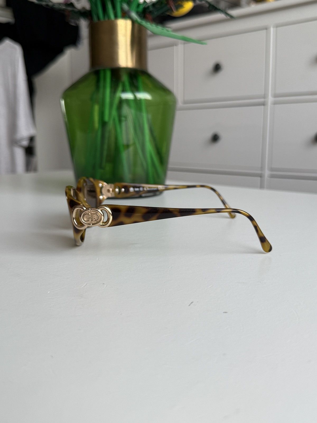 Dior Vintage 90s Christian Dior oval sunglasses old money luxury Size ONE SIZE - 4 Thumbnail