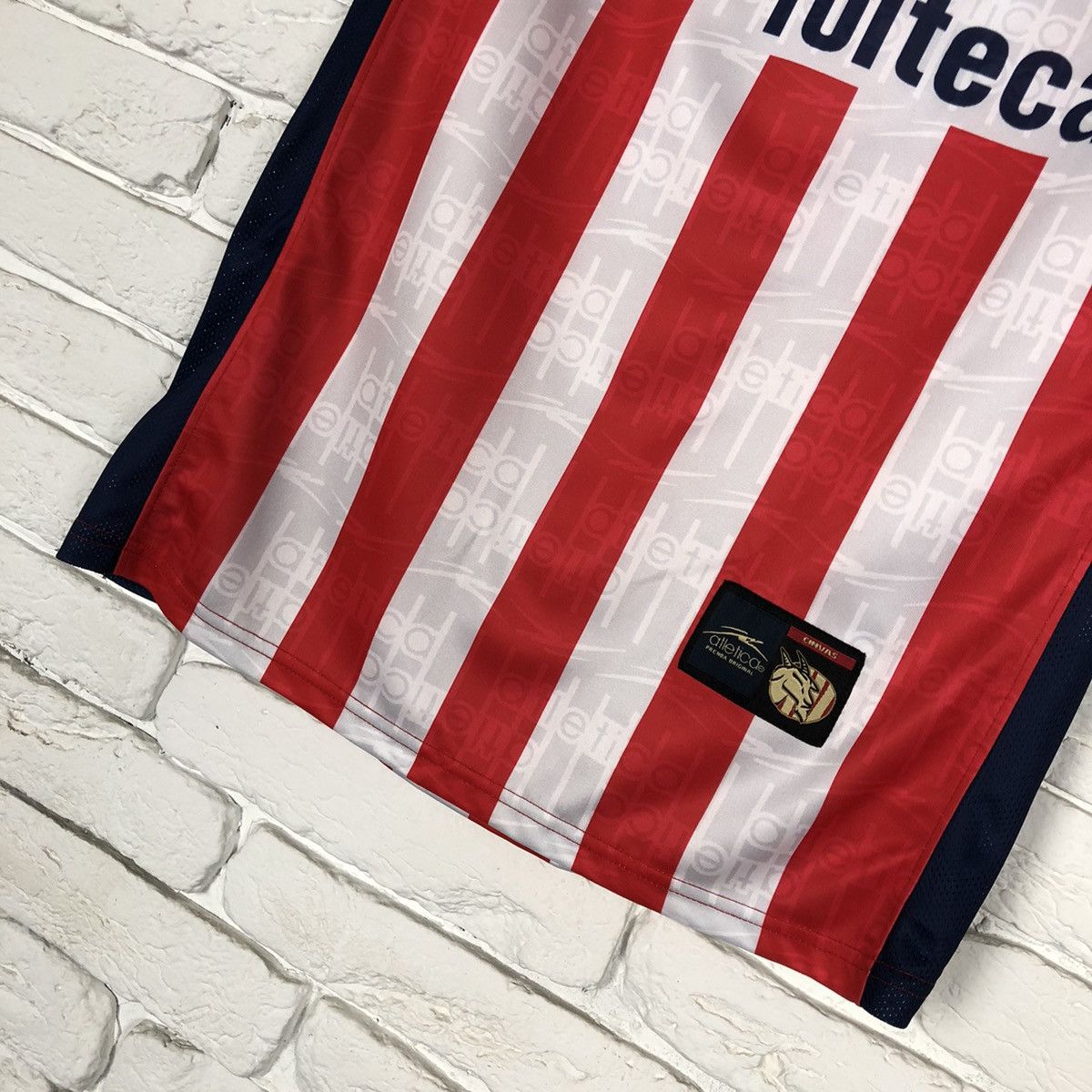 Other Retro copy Chivas De Guadalajara 1999 2000 home jersey Size US M / EU 48-50 / 2 - 3 Thumbnail