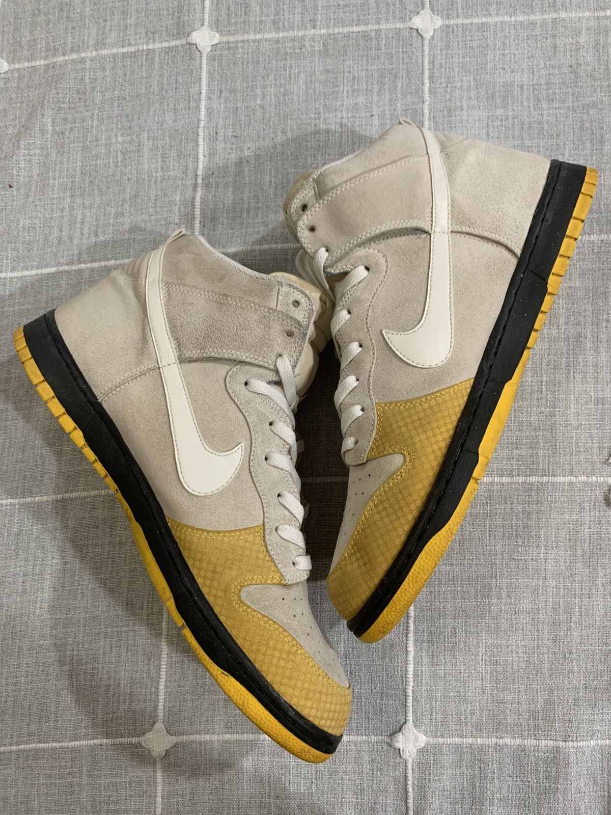 Nike Nike Dunk High Sail Varsity Maze Yellow Black Size US 14 / EU 47 - 1 Thumbnail