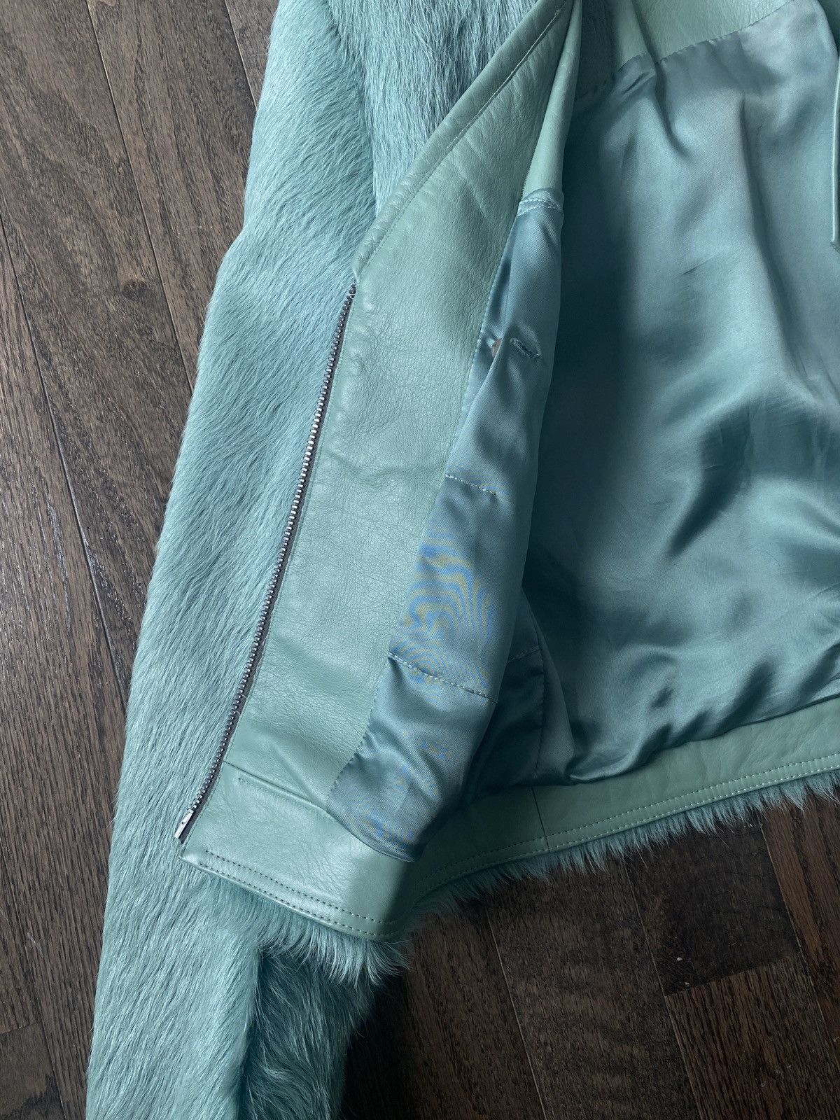 Rick Owens RICK OWENS FW22 TEC SHOULDERS KLAUS PONYHAIR COW FUR JACKET Size US L / EU 52-54 / 3 - 18 Thumbnail
