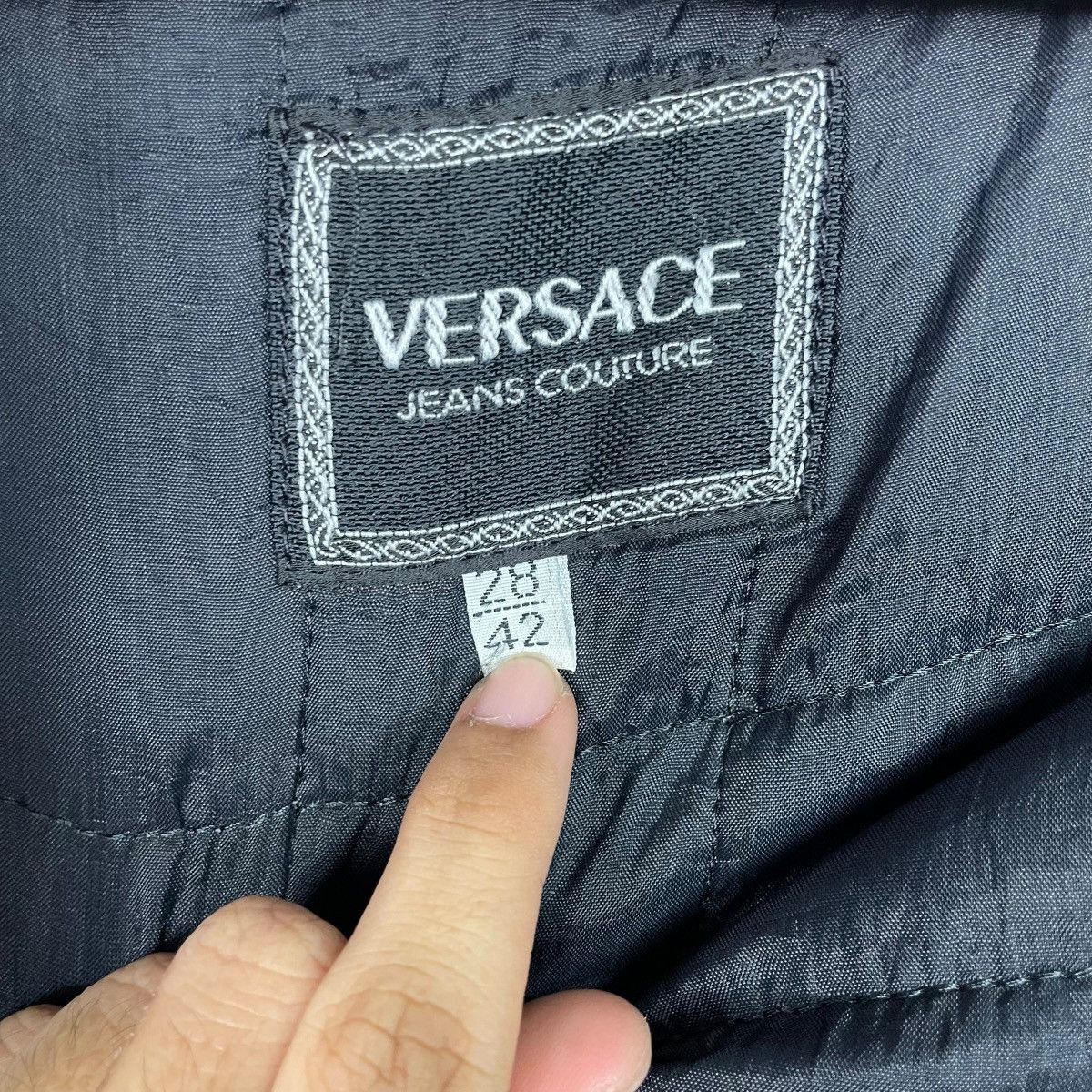 Versace Versace Jeans Couture Denim Jacket Size M / US 6-8 / IT 42-44 - 15 Thumbnail