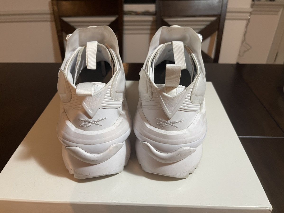 Maison Margiela × Reebok MAISON MARGIELA X REEBOK INSTAPUMP FURY TABI PUMP WHITE Size US 10.5 / EU 43-44 - 7 Thumbnail