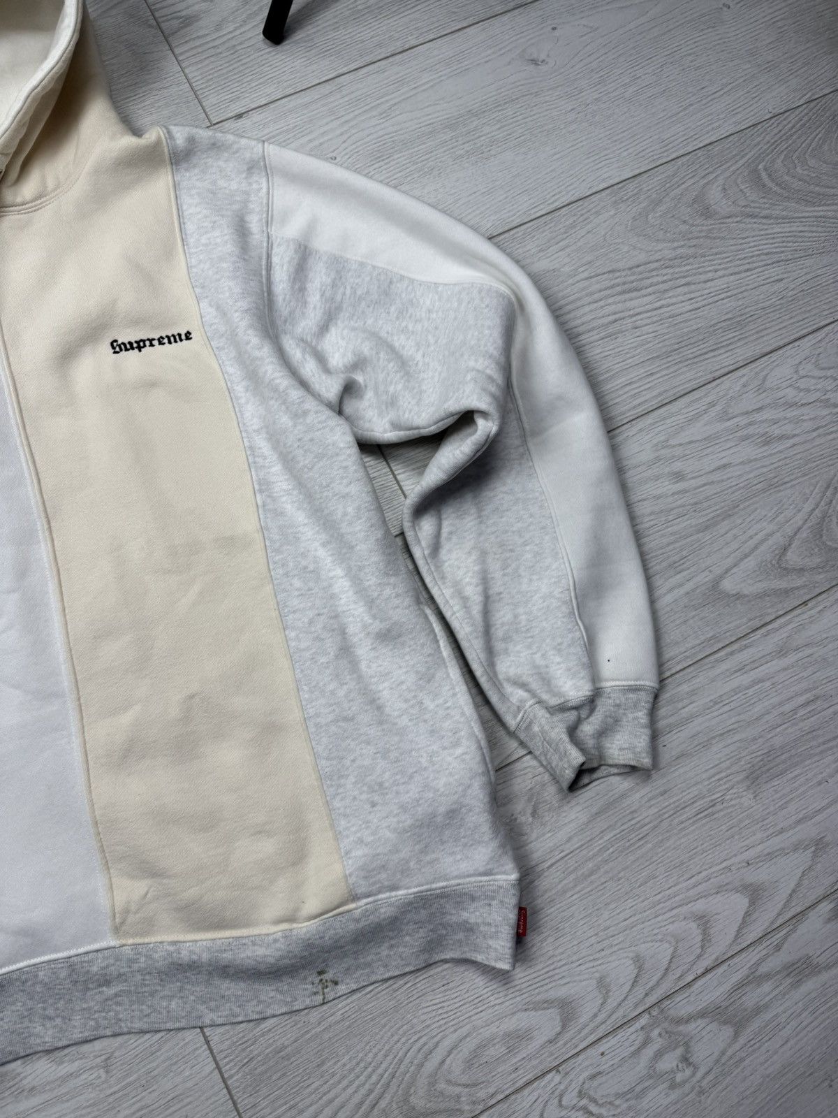 Supreme Supreme Ash Grey Tricolor Hoodie Size US M / EU 48-50 / 2 - 3 Thumbnail