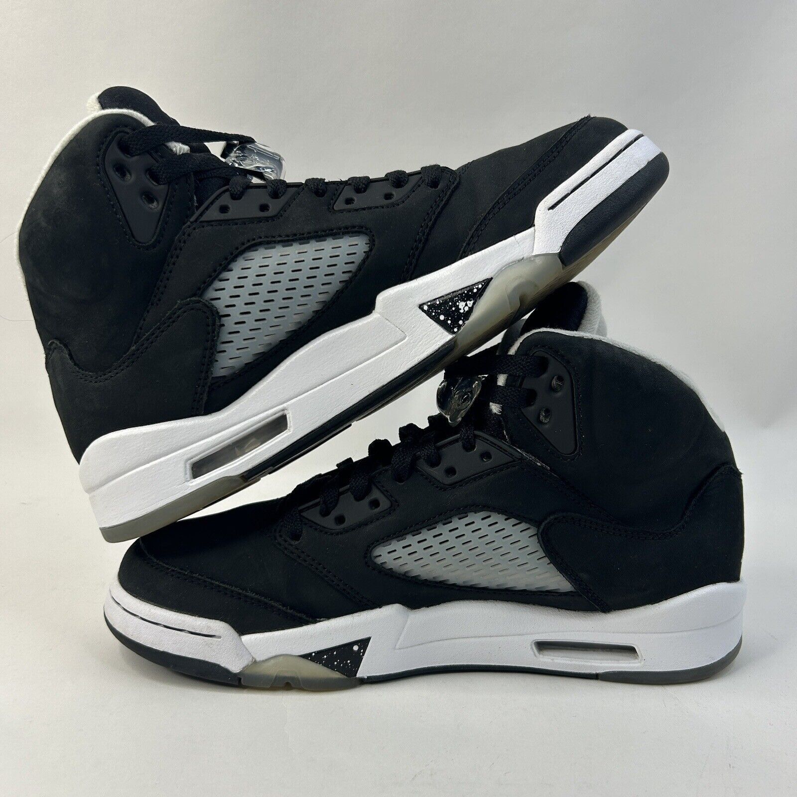 Nike Nike Air Jordan 5 Retro “Moonlight/Oreo” 2024 Size US 7.5 / EU 40-41 - 3 Thumbnail