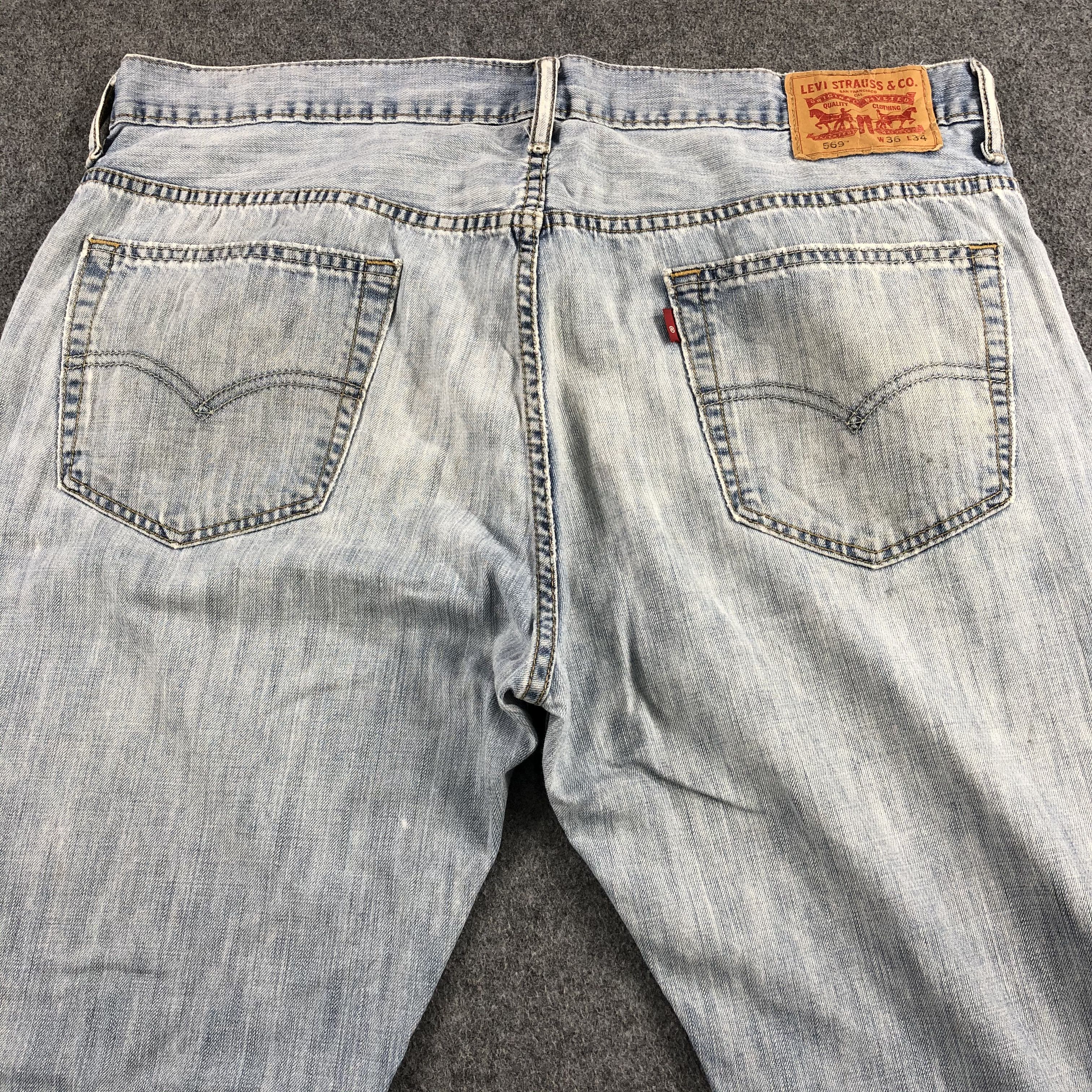 Levi's Vintage Light Wash Levis 569 Jeans-J1685 Size US 39 - 4 Thumbnail