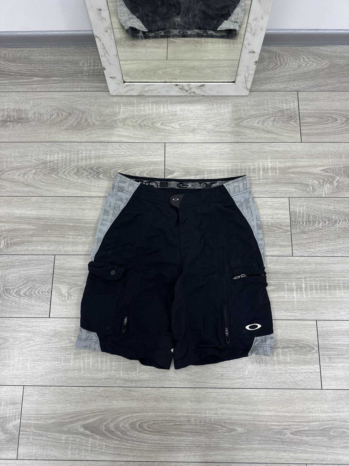 Oakley Oakley Vintage 90s Mountain Bike Shorts Size US 36 / EU 52 - 1 Thumbnail