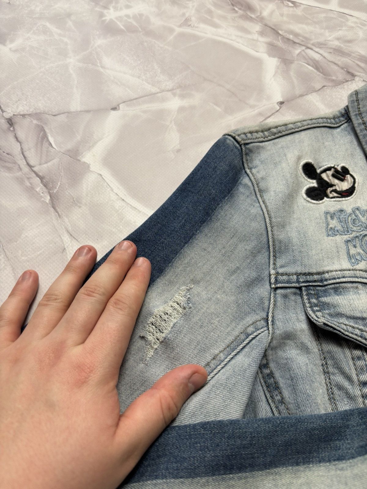 Desigual DESIGUAL DISNEY MICKEY MOUSE Denim Jacket Distressed Size M / US 6-8 / IT 42-44 - 6 Thumbnail