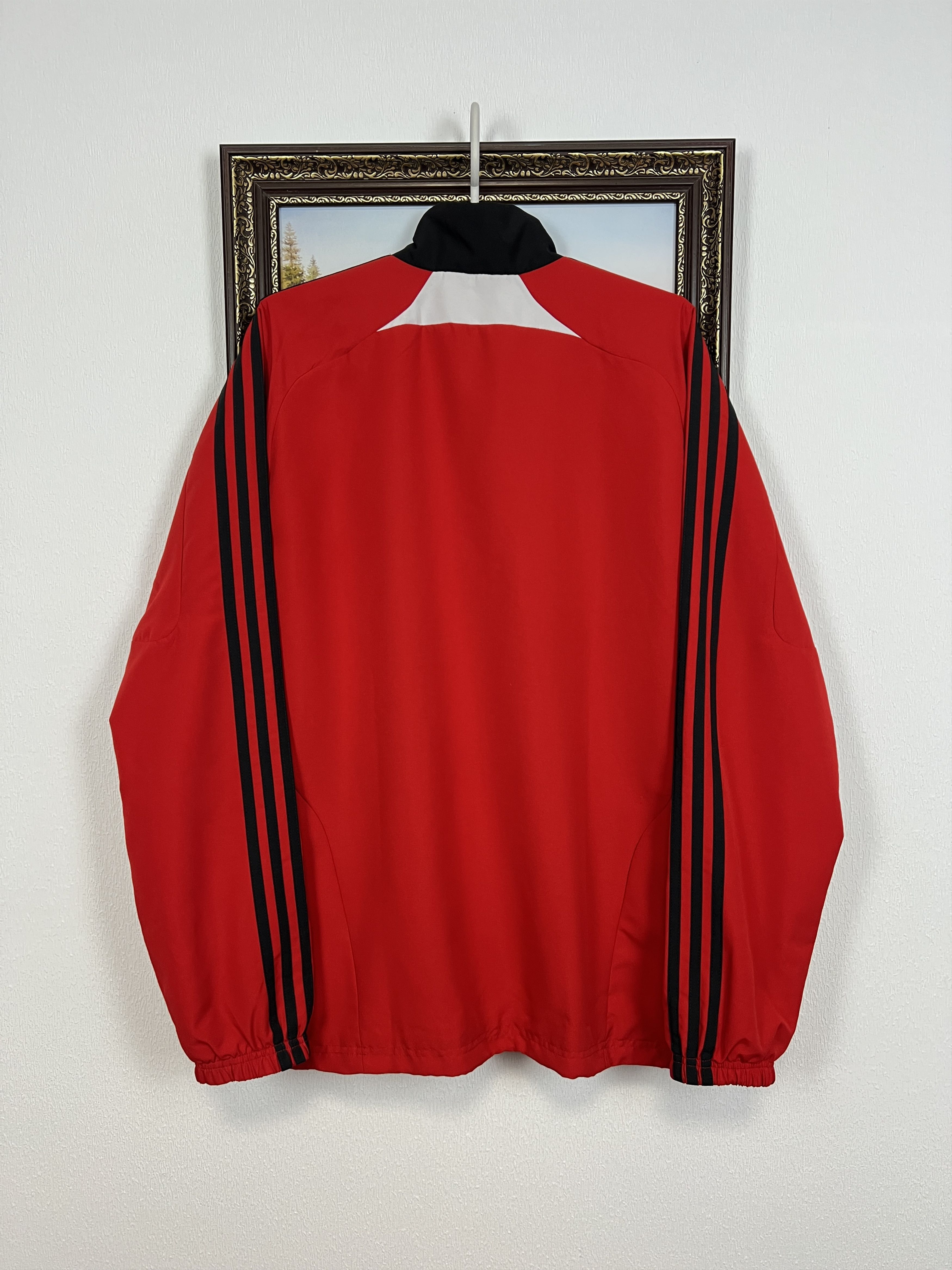 Adidas Vintage Adidas Liverpool Football Jacket Soccer YNWA Size US M / EU 48-50 / 2 - 14 Thumbnail