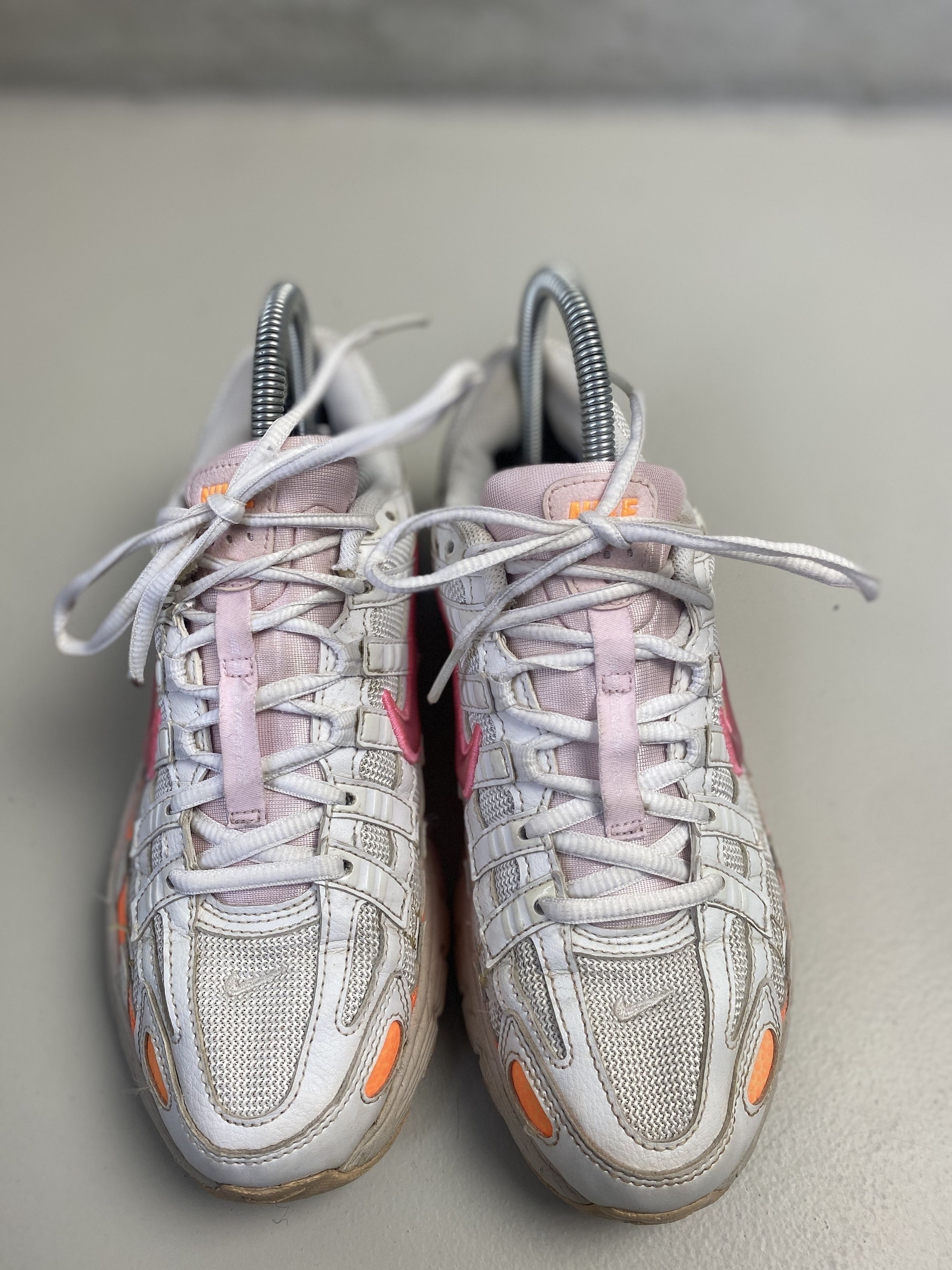 Nike Nike P-6000 sneakers trainers shoes Size US 7.5 / IT 37.5 - 2 Thumbnail