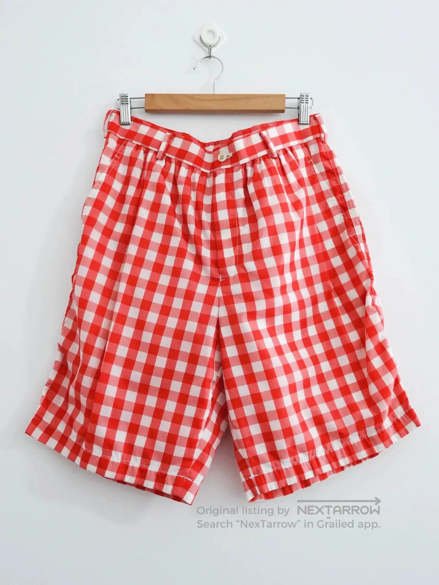 red checkered summer shorts for women.
