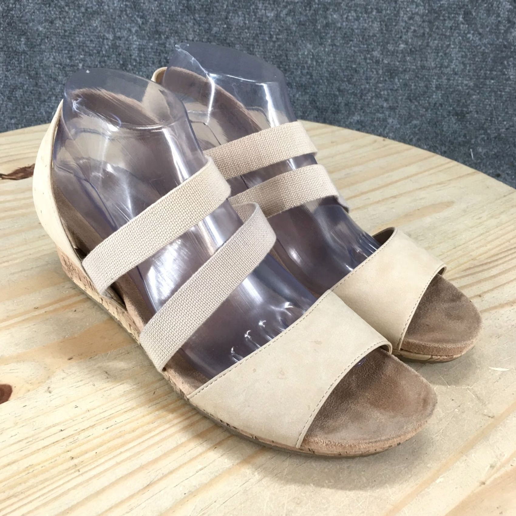 Vintage LifeStride Sandals Womens 9.5 M Marina Slingback Beige Fabric Casual Wedge Heels Size US 10 / IT 40 - 3 Thumbnail