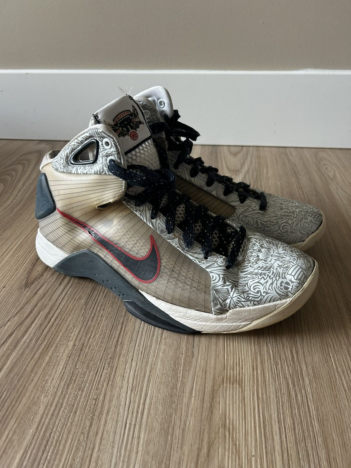 Nike 2016 Nike Hyperdunk United We Rise 08 Size US 12 / EU 45 - 1 Thumbnail