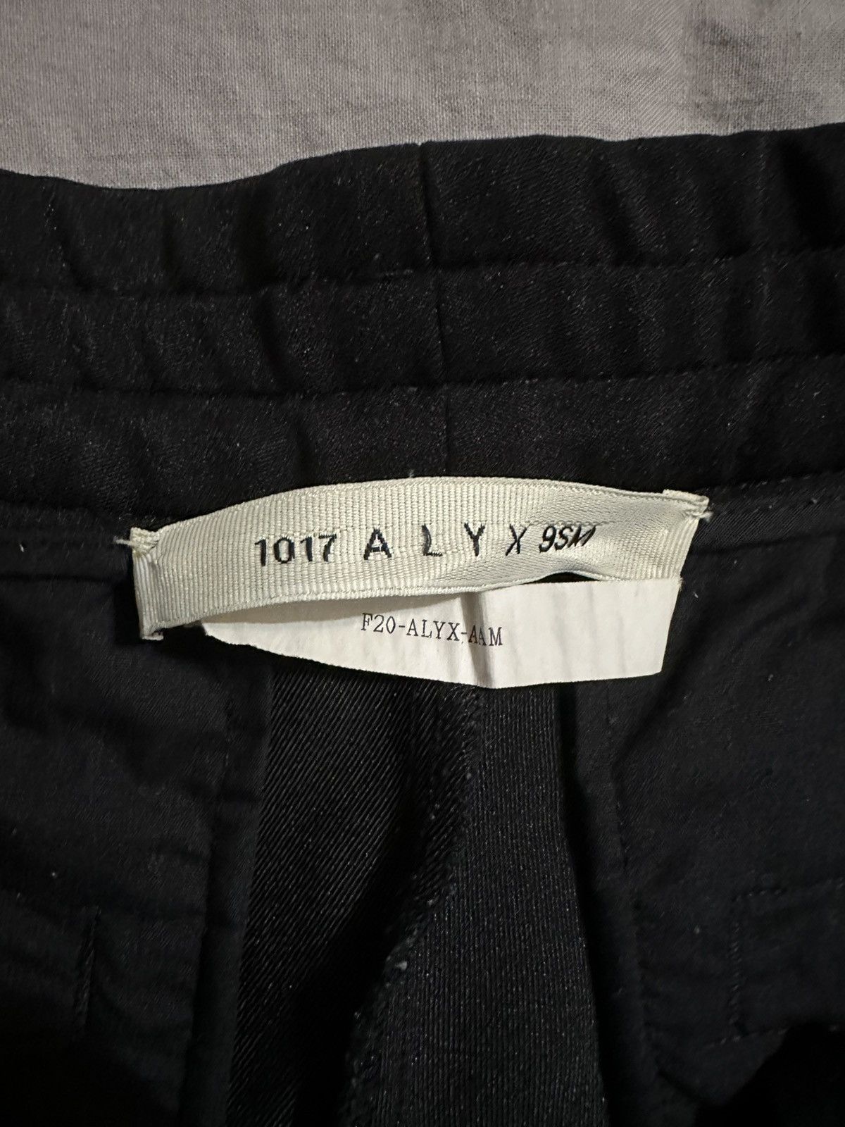 1017 ALYX 9SM × Alyx 1017 ALYX 9SM Trackpant 1 Lounge Pants Black Size US 38 / EU 54 - 3 Thumbnail