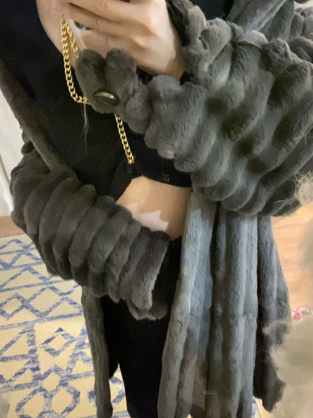 Celine Brand new vintage Celine fur coat Size M / US 6-8 / IT 42-44 - 1 Thumbnail