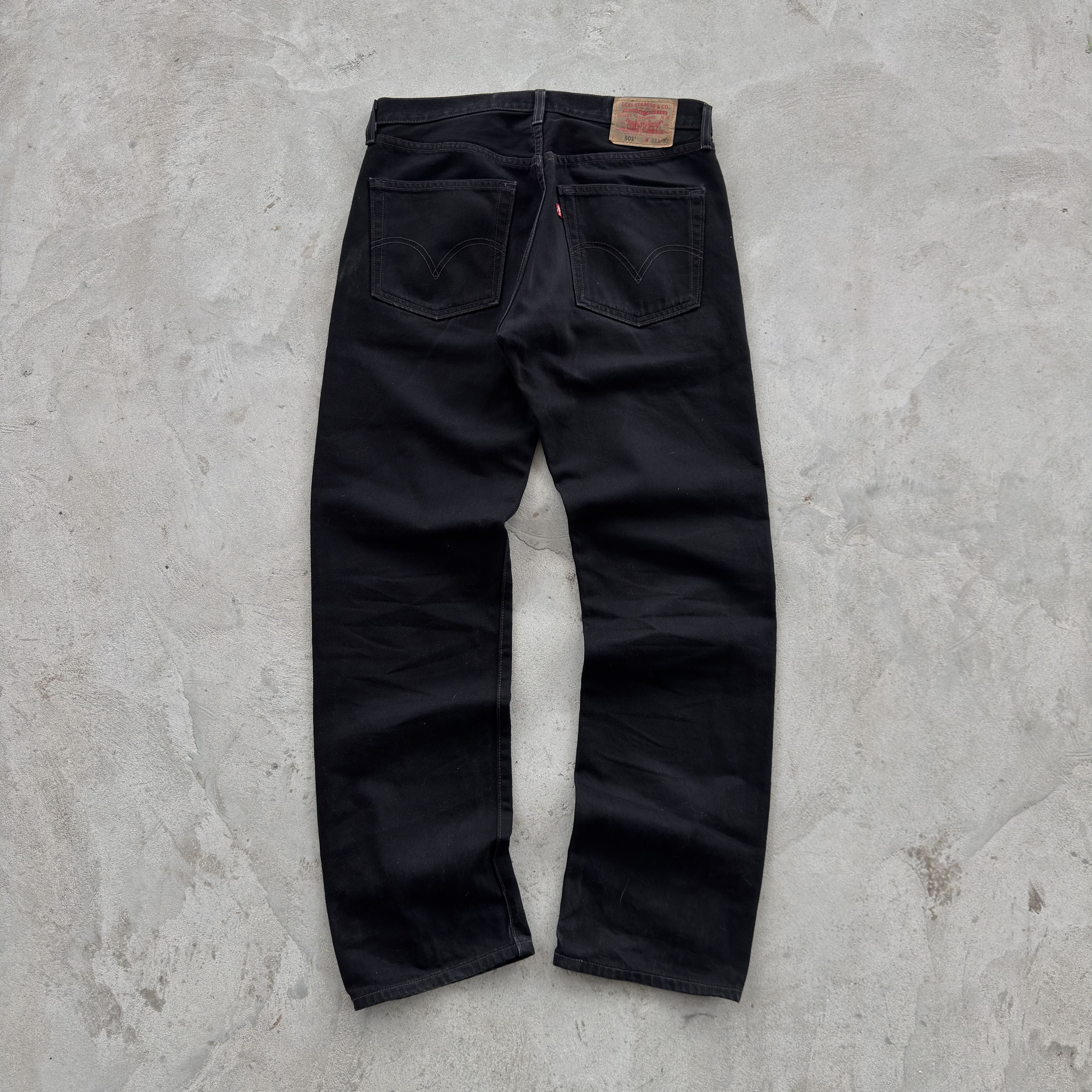 Edifice Japan × Levi's Levi's x Edifice Black 501 Anniversary