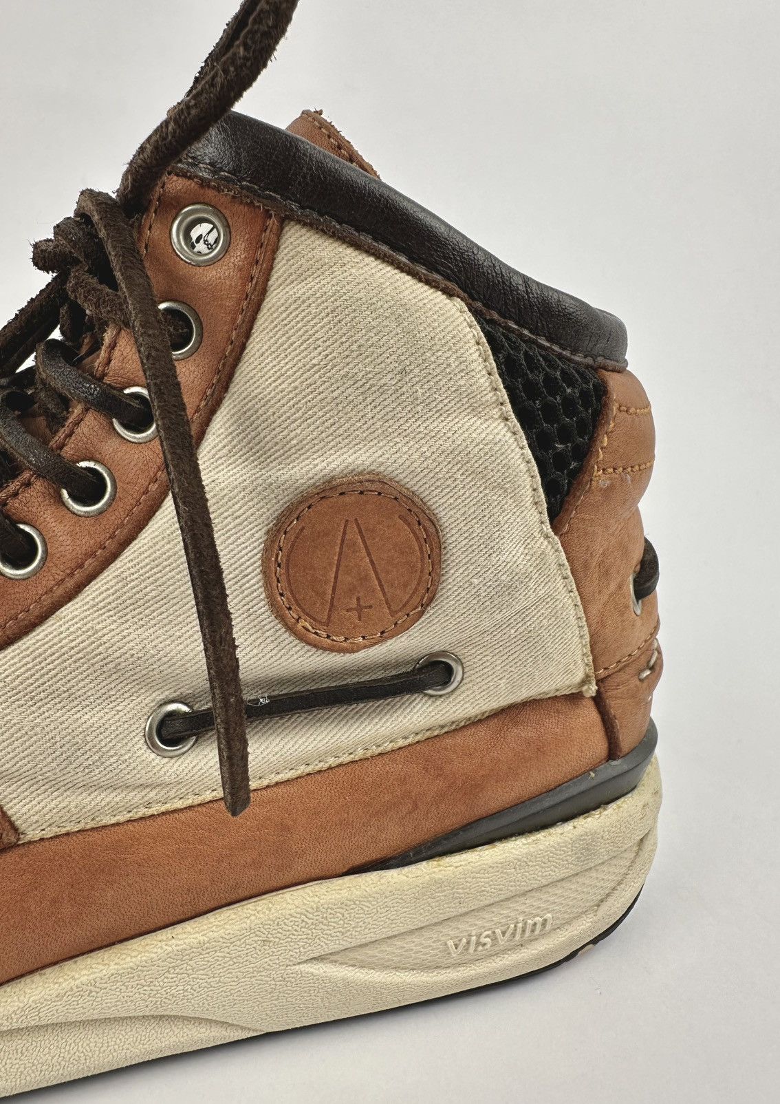 Visvim Visvim - High-top Leather Sneaker Size US 8 / EU 41 - 9 Thumbnail