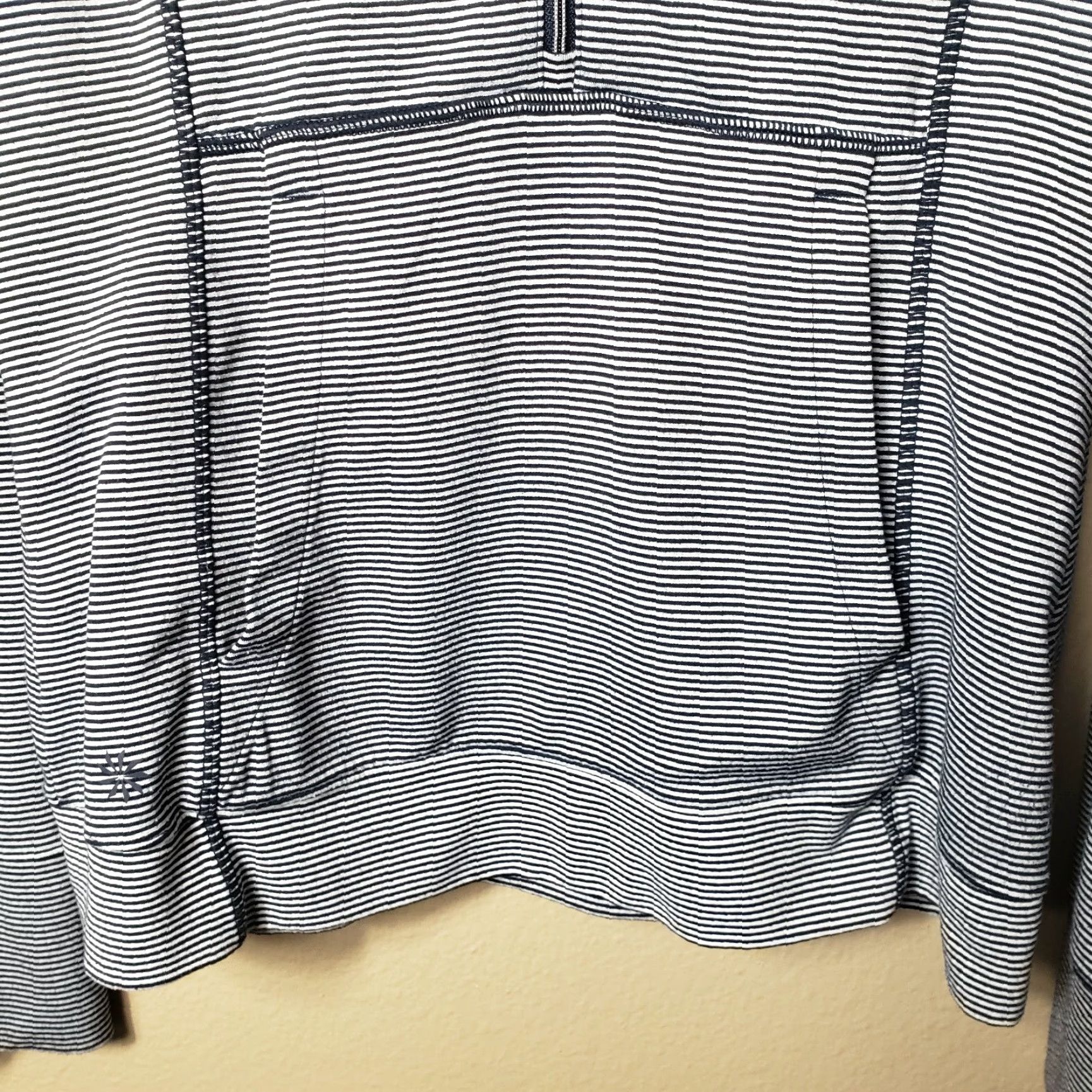 Athleta Athleta Hoodie Womens - Size S - Pullover - 1/2 Zip - Striped Blue/White - Activewear - 90s? (No, wrong) Size S / US 4 / IT 40 - 2 Thumbnail