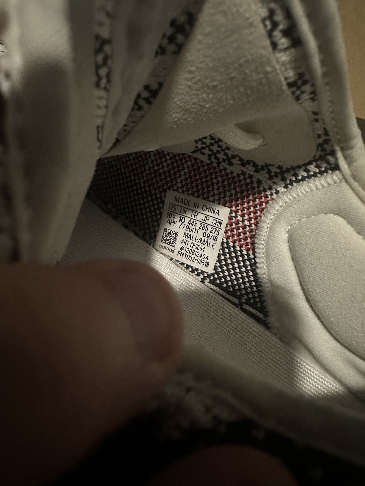 Adidas × Kanye West × Yeezy Yeezy 350 zebra Size US 10.5 / EU 43-44 - 8 Thumbnail