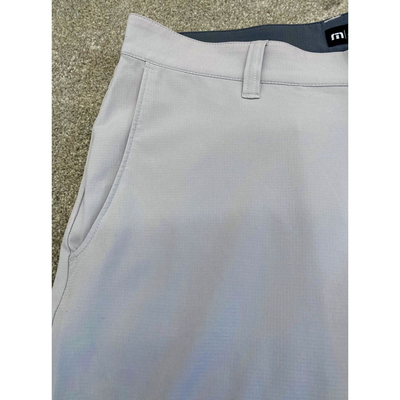 TravisMathew Travis Mattews Performance Golf Shorts Men's 32x9.5 Chino Gray Stretch 6525 Size US 32 / EU 48 - 2 Thumbnail
